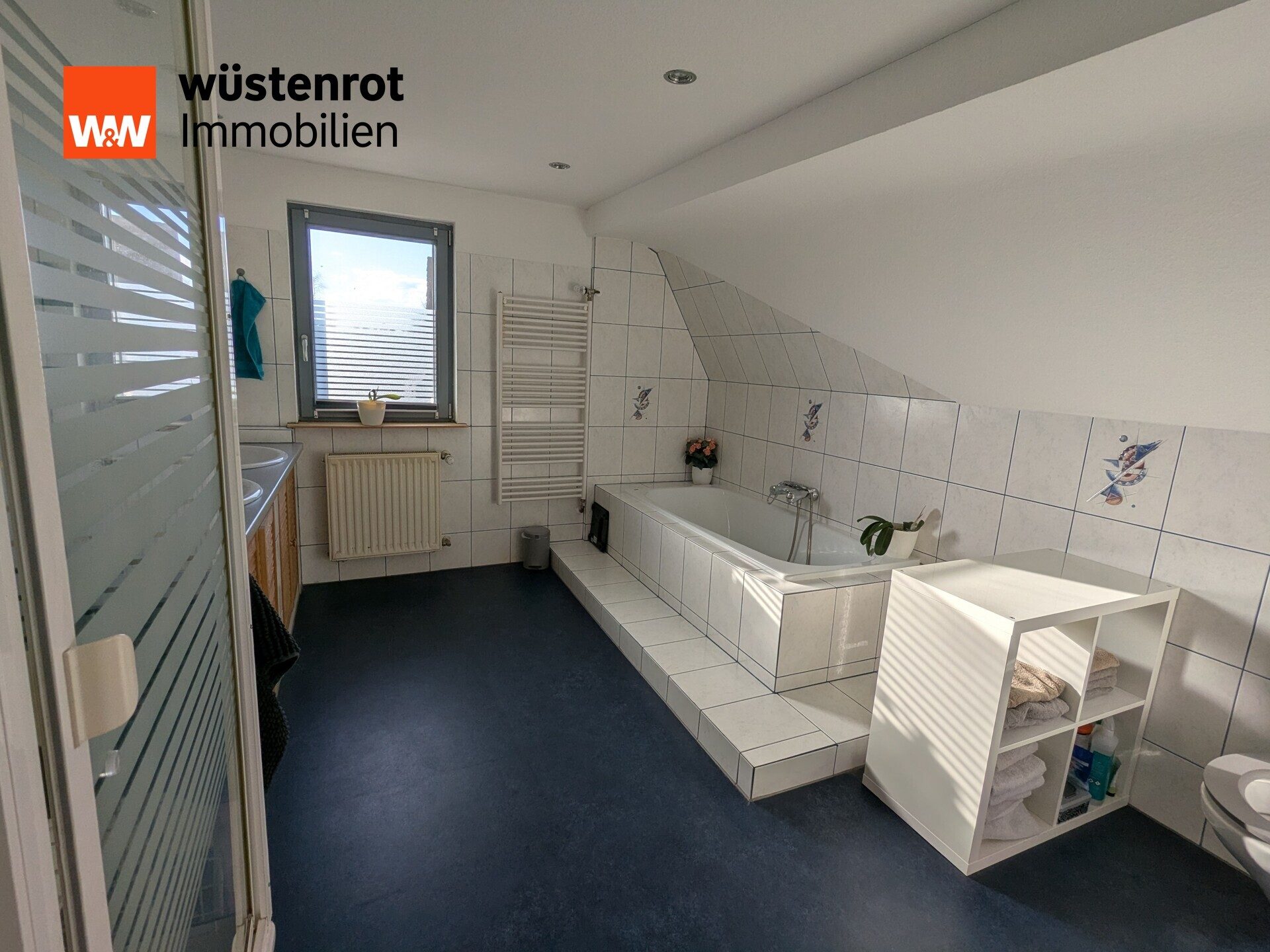 Immobilienangebot - Calw / Holzbronn - Alle - Exposé–Charmante denkmalgeschützte Doppelhaushälfte mit historischem Flair und modernem Wohnkomfort