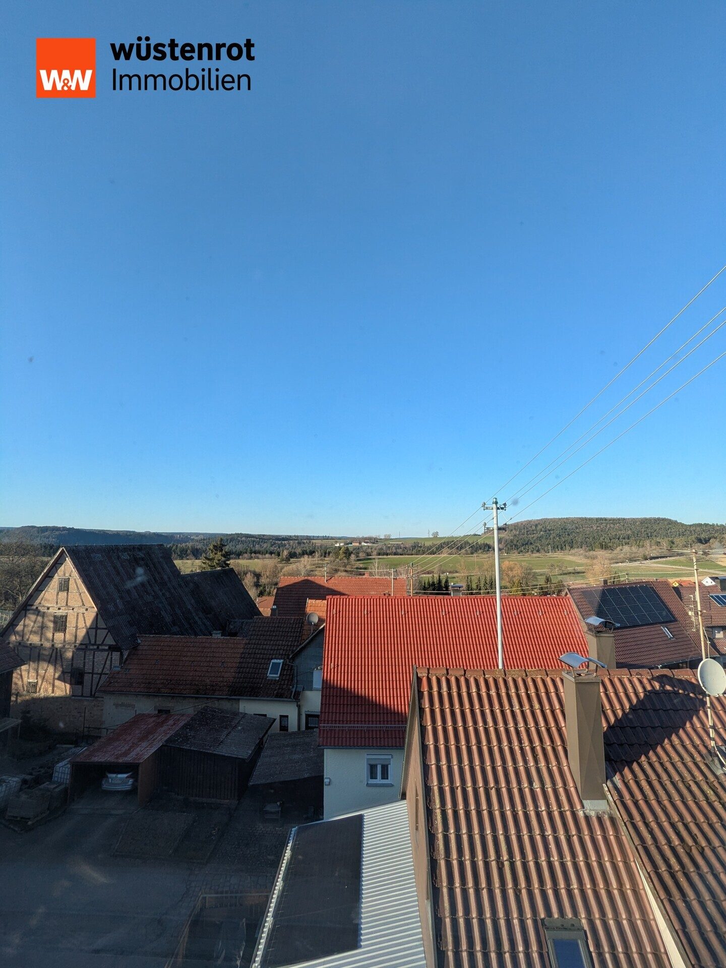 Immobilienangebot - Calw / Holzbronn - Alle - Exposé–Charmante denkmalgeschützte Doppelhaushälfte mit historischem Flair und modernem Wohnkomfort