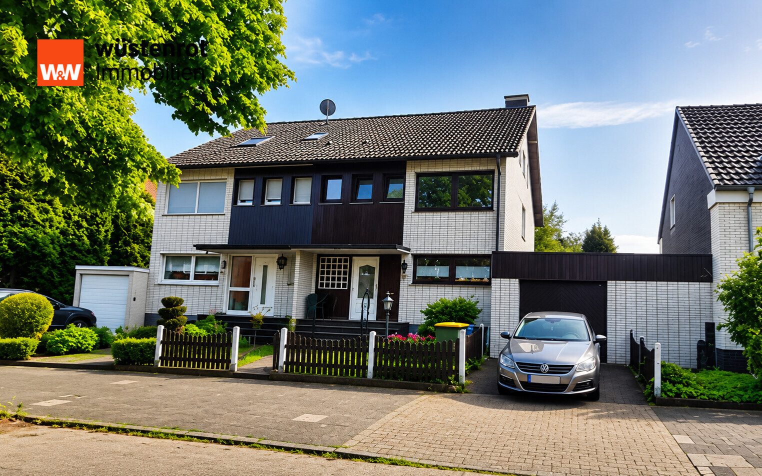 Immobilienangebot - Oberhausen - Alle - Top modernisierte Doppelhaushälfte mit großer Garage in bester Lage