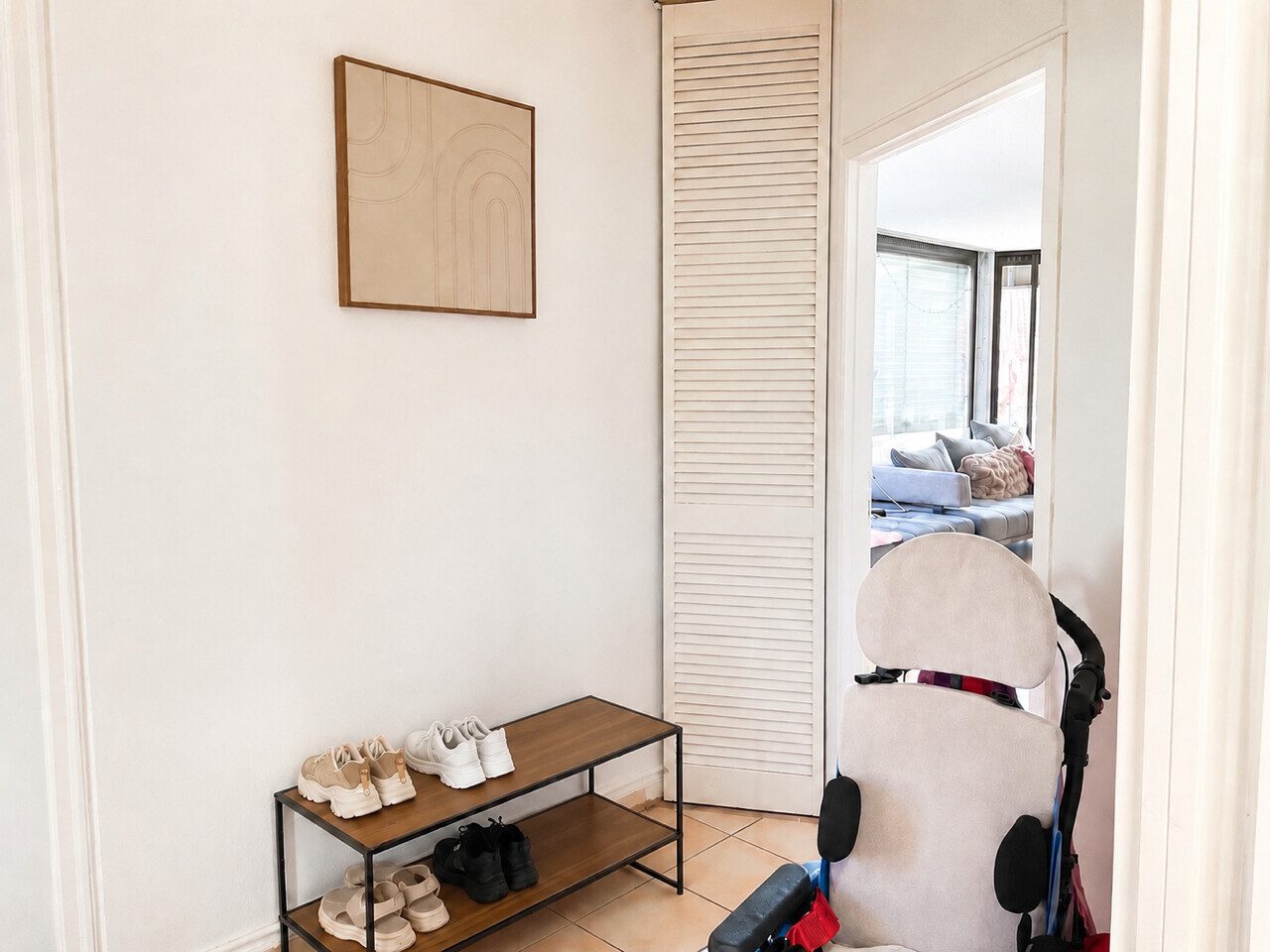 Immobilienangebot - Wölfersheim - Alle - Barrierefreie, renovierte 2 Zimmer Wohnung mit Balkon und Einbauküche in Wölfersheim