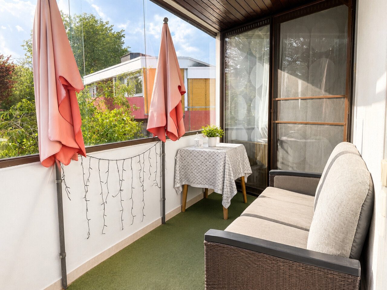 Immobilienangebot - Wölfersheim - Alle - Barrierefreie, renovierte 2 Zimmer Wohnung mit Balkon und Einbauküche in Wölfersheim