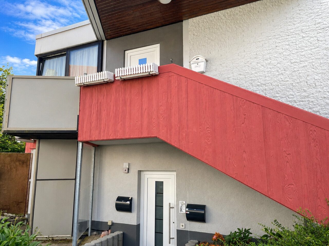 Immobilienangebot - Wölfersheim - Alle - Barrierefreie, renovierte 2 Zimmer Wohnung mit Balkon und Einbauküche in Wölfersheim