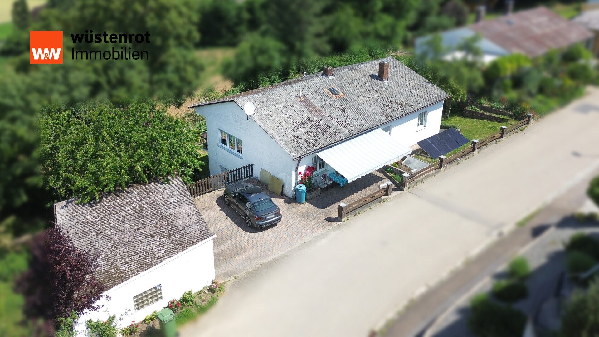 Immobilienangebot - Nittendorf / Etterzhausen - Alle - Zweifamilienhaus mit vermieteter Einliegerwohnung und bezugsfreiem Obergeschoss