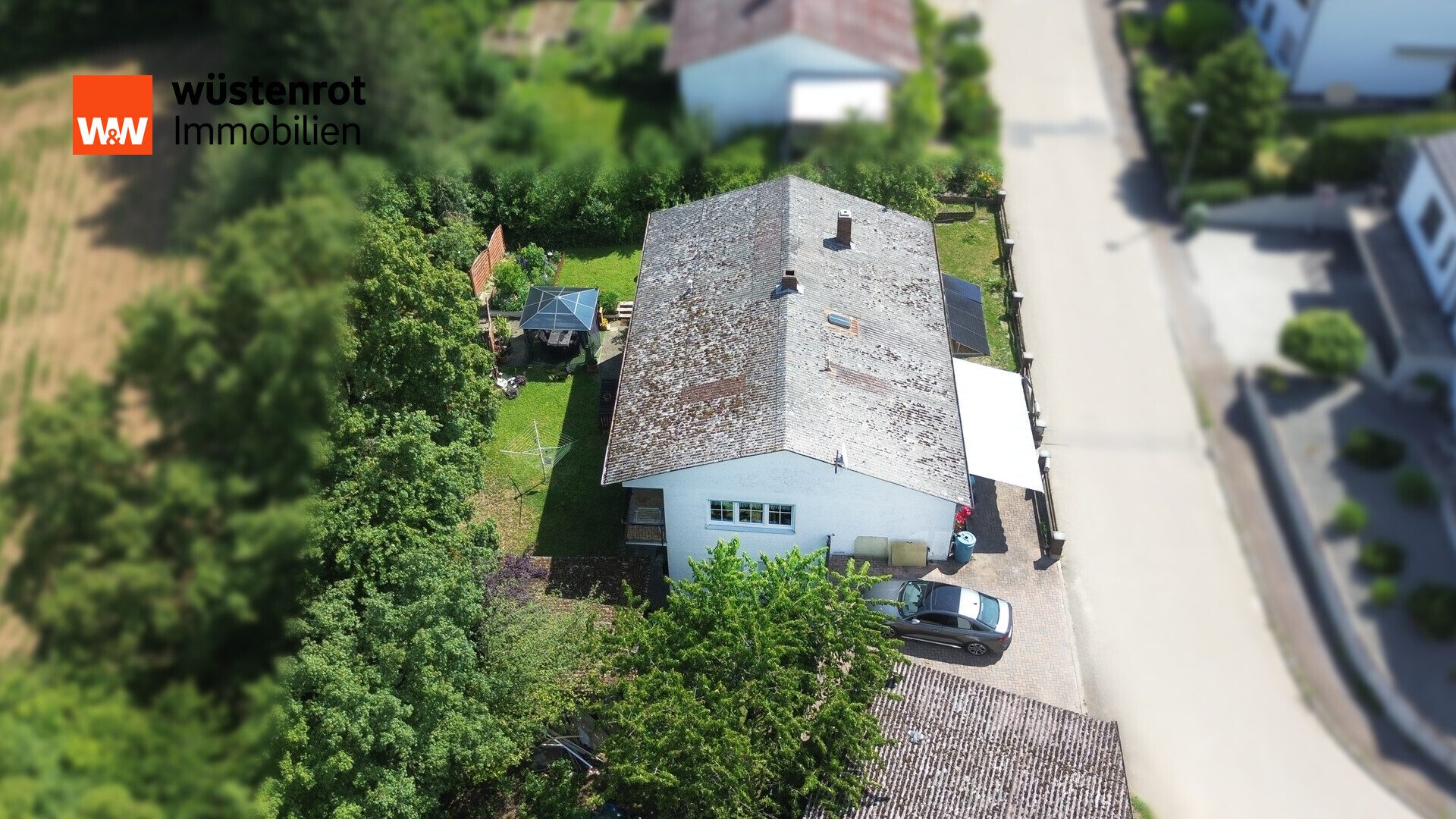 Immobilienangebot - Nittendorf / Etterzhausen - Alle - Zweifamilienhaus mit vermieteter Einliegerwohnung und bezugsfreiem Obergeschoss