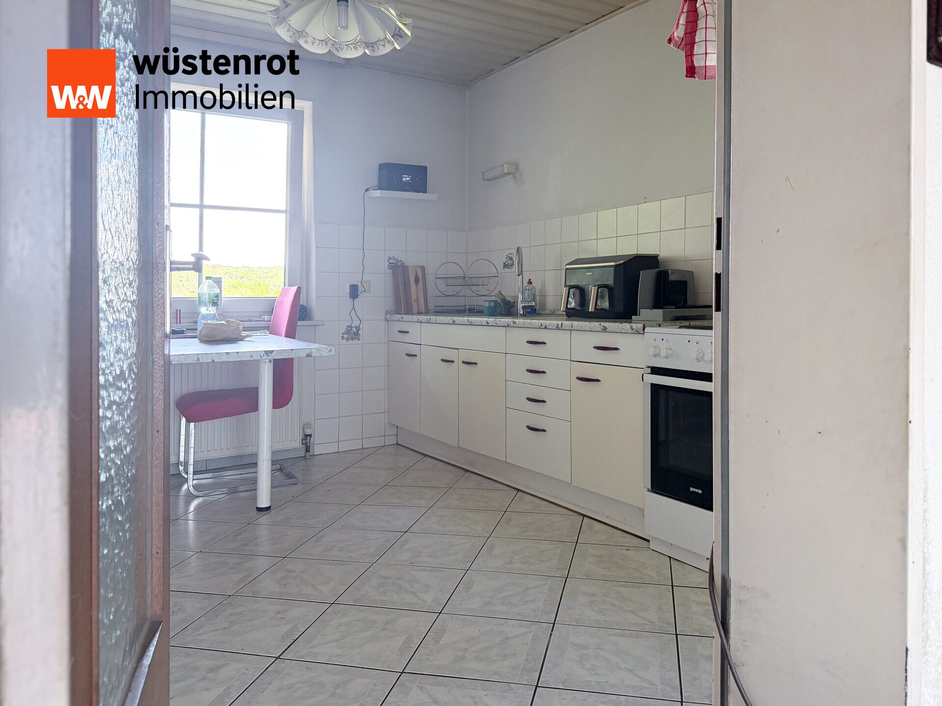 Immobilienangebot - Nittendorf / Etterzhausen - Alle - Zweifamilienhaus mit vermieteter Einliegerwohnung und bezugsfreiem Obergeschoss