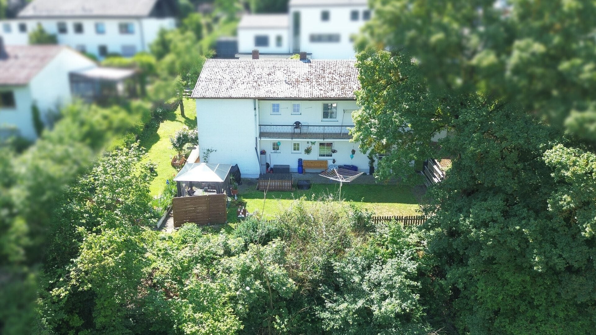 Immobilienangebot - Nittendorf / Etterzhausen - Alle - Zweifamilienhaus mit vermieteter Einliegerwohnung und bezugsfreiem Obergeschoss