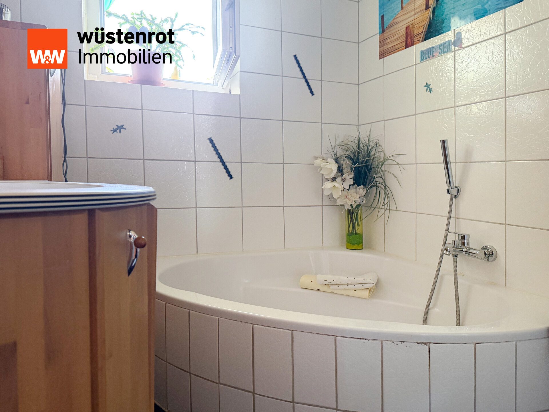 Immobilienangebot - Nittendorf / Etterzhausen - Alle - Zweifamilienhaus mit vermieteter Einliegerwohnung und bezugsfreiem Obergeschoss