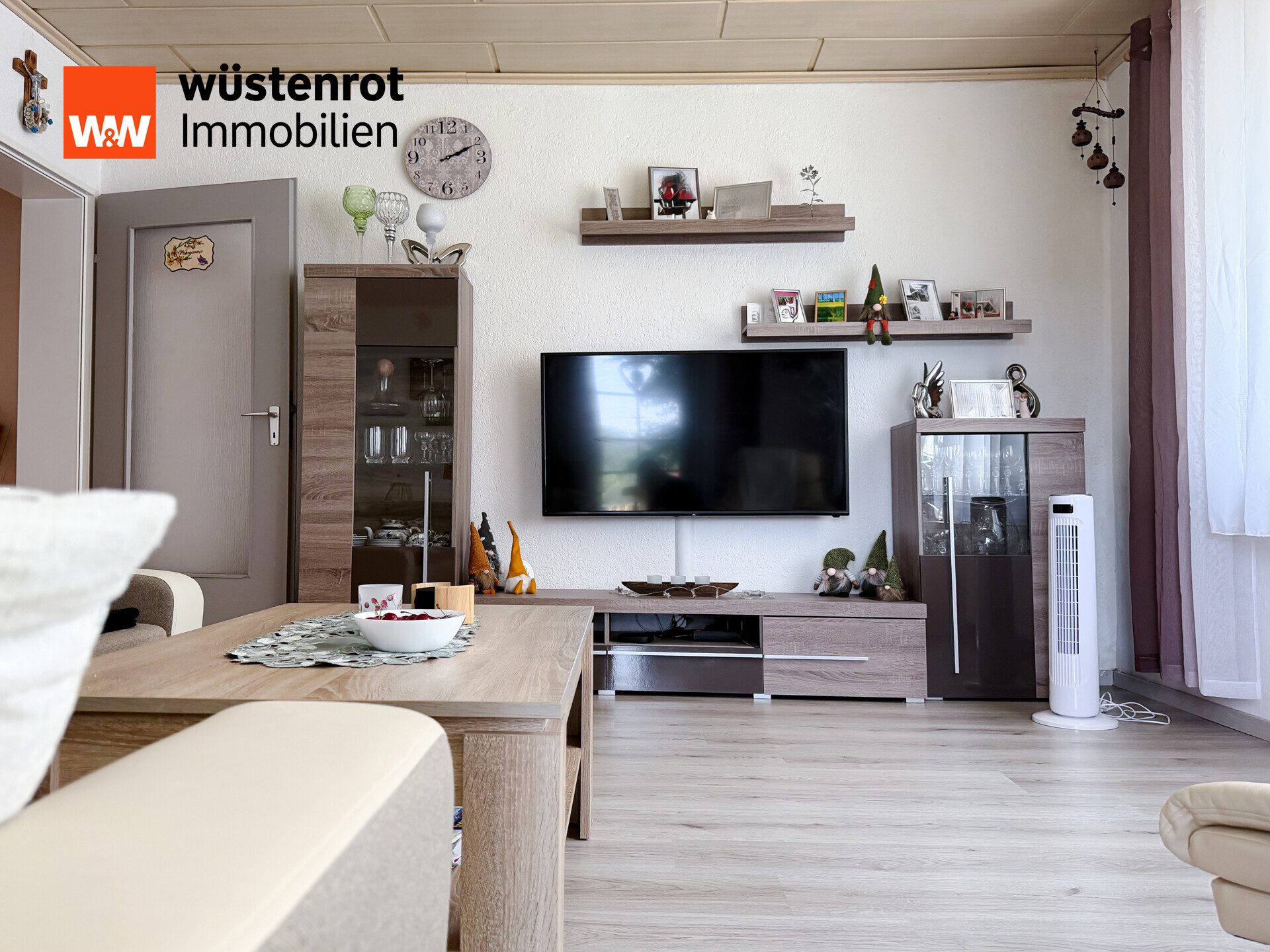 Immobilienangebot - Nittendorf / Etterzhausen - Alle - Zweifamilienhaus mit vermieteter Einliegerwohnung und bezugsfreiem Obergeschoss