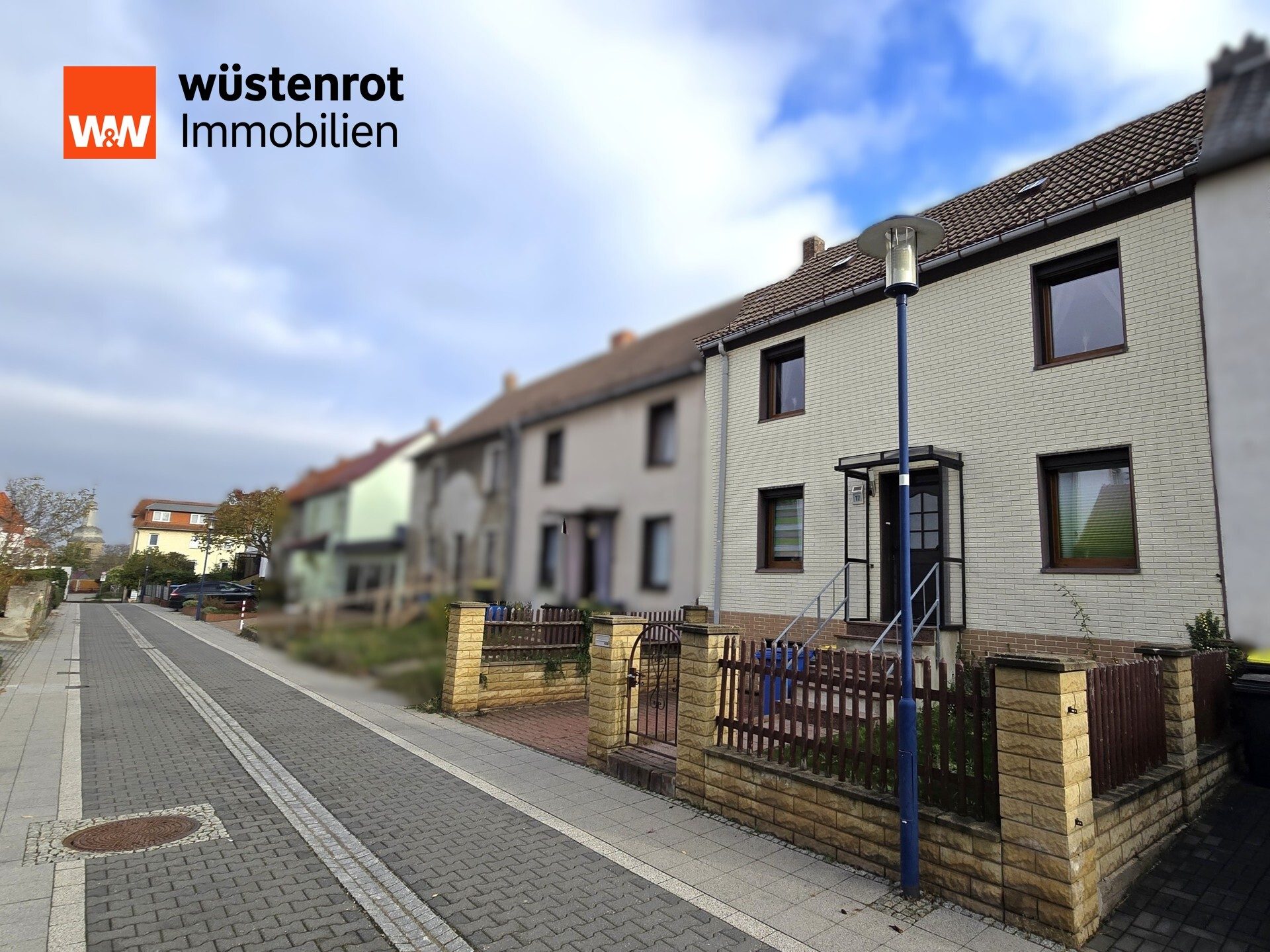 Immobilienangebot - Leuna - Alle - Leuna- PROVISIONSFREI!! Einziehen und Wohlfühlen- Platz für Home Office oder Hobby