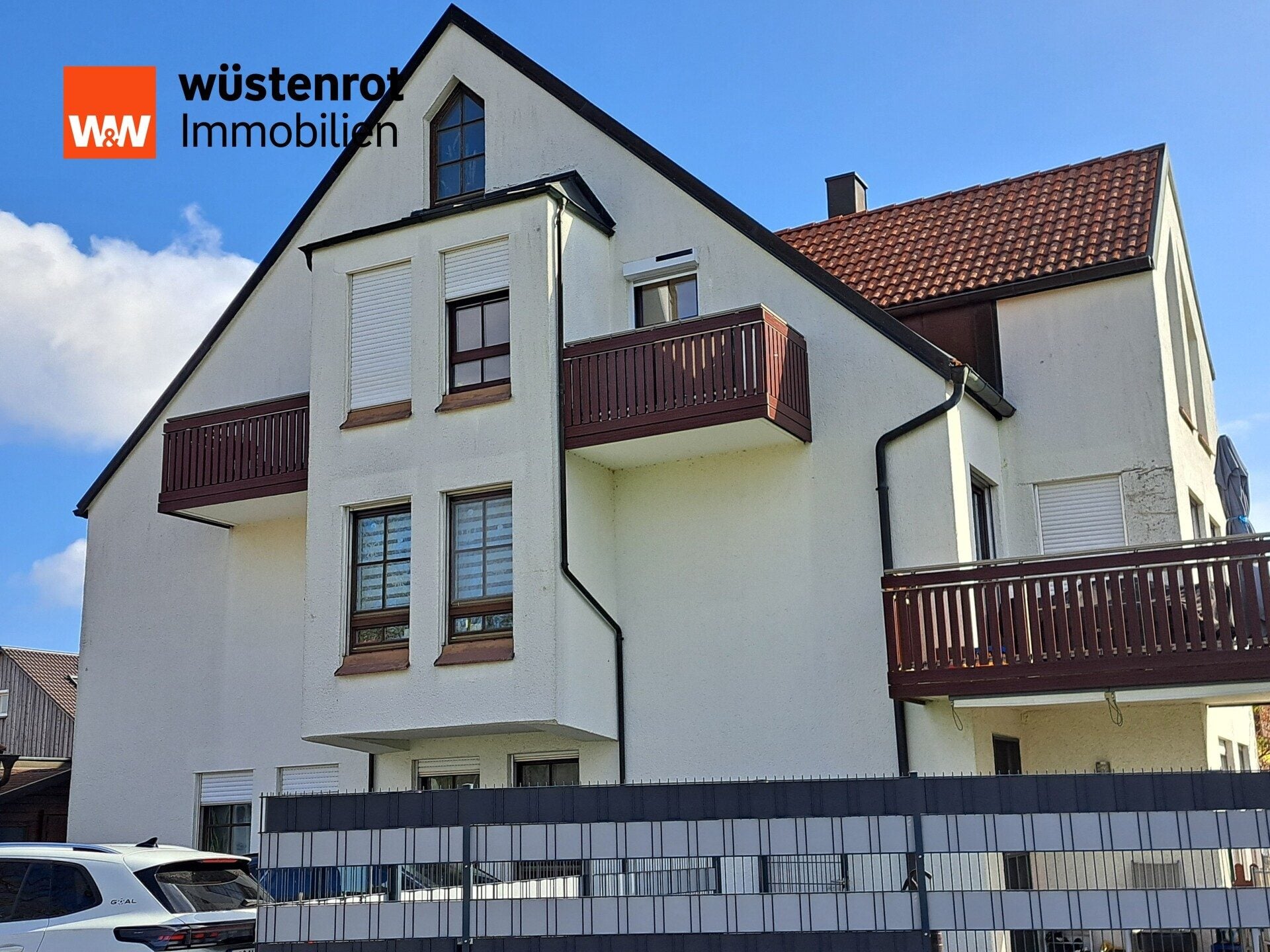 Immobilienangebot - Neufahrn - Alle - Helle, gut geschnittene 3-Zi.-Maisonette-Wohnung mit Balkon