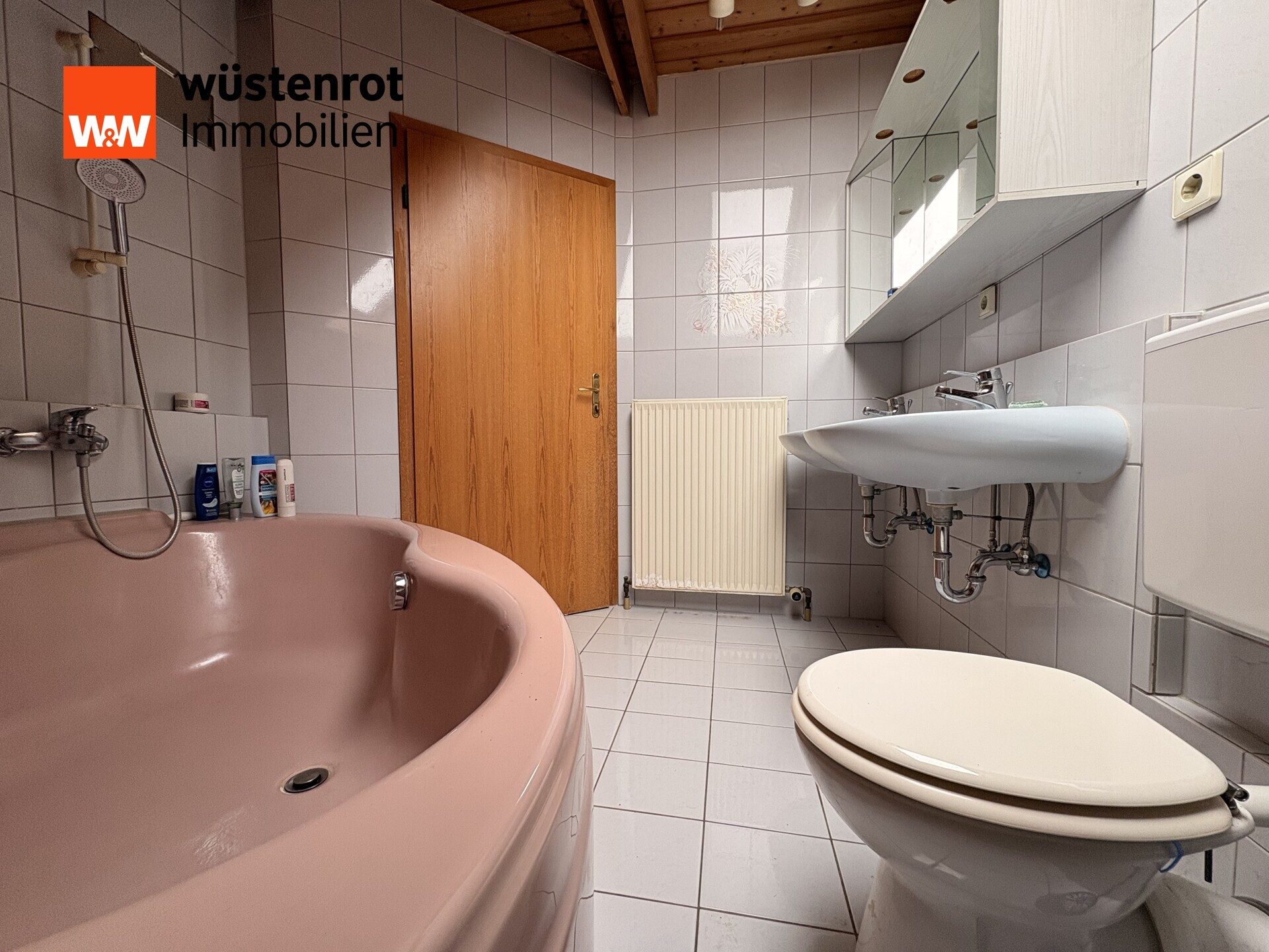 Immobilienangebot - Bretten / Rinklingen - Alle - Doppelhaushälfte in Bretten-Rinklingen- Platz für die Familie –