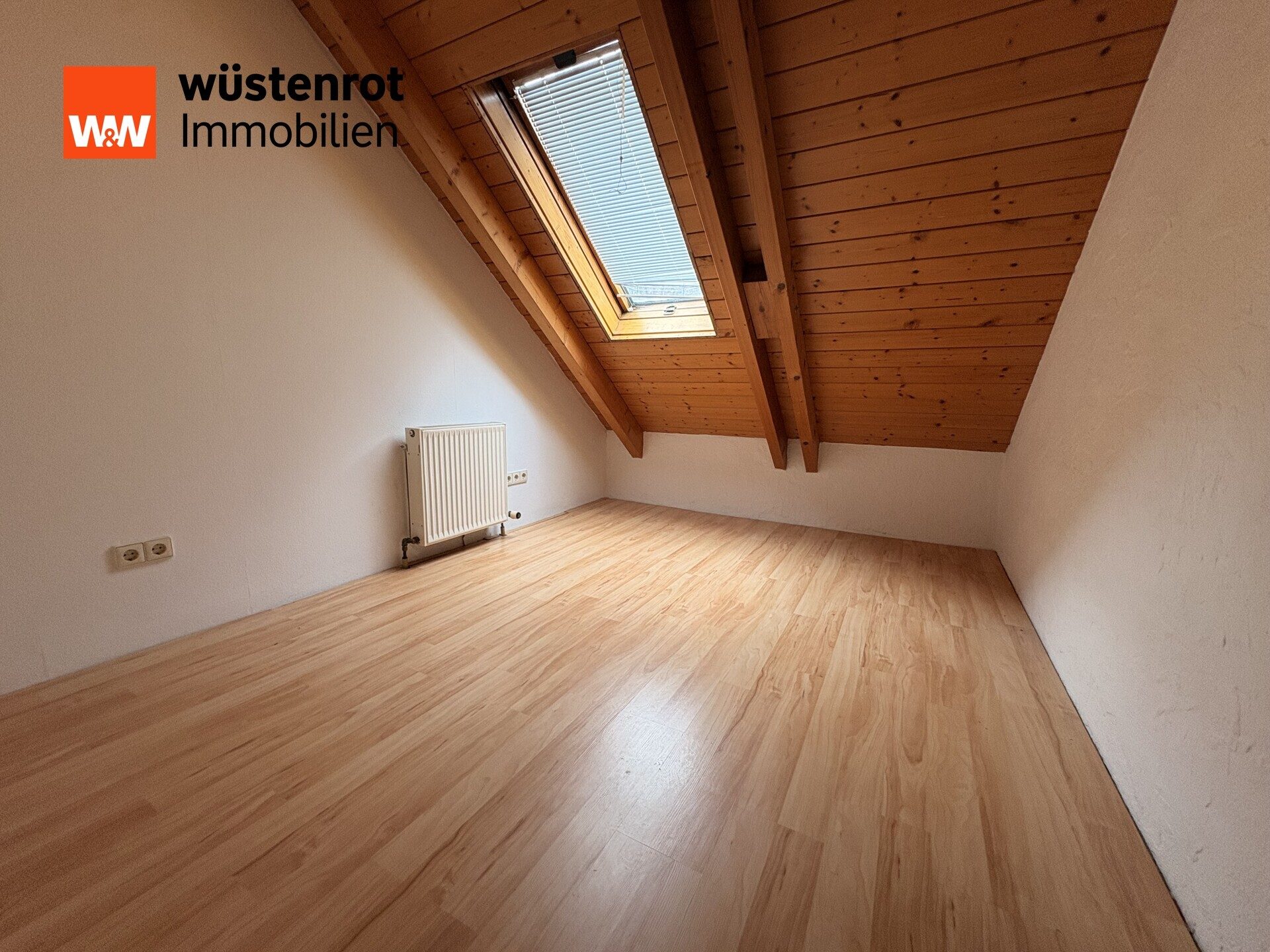 Immobilienangebot - Bretten / Rinklingen - Alle - Doppelhaushälfte in Bretten-Rinklingen- Platz für die Familie –