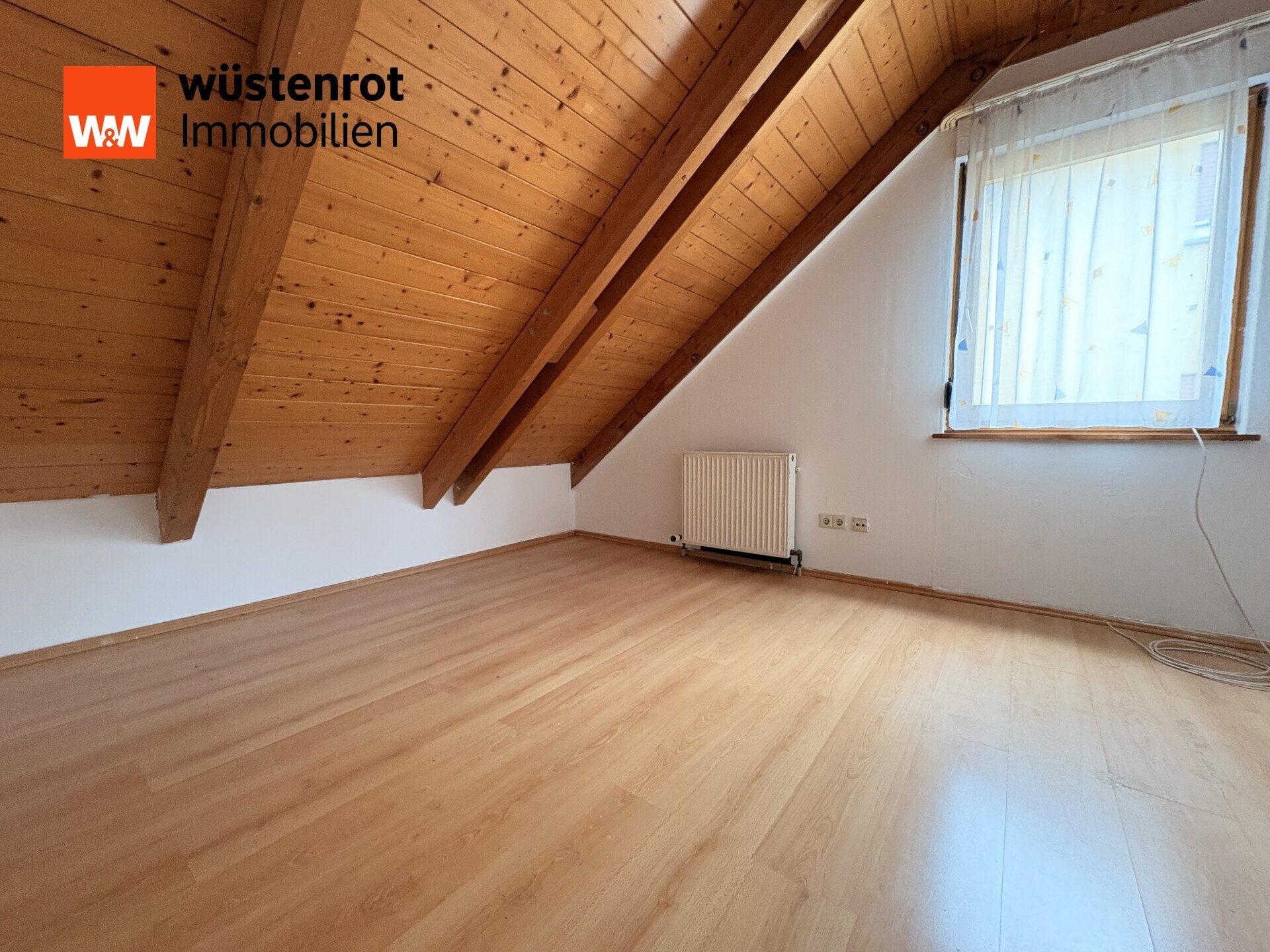 Immobilienangebot - Bretten / Rinklingen - Alle - Doppelhaushälfte in Bretten-Rinklingen- Platz für die Familie –