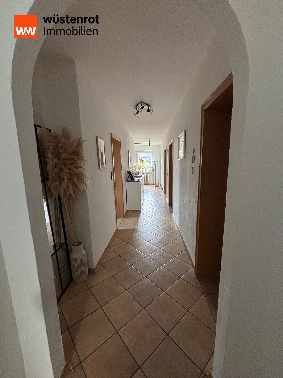 Immobilienangebot - Alzenau in Unterfranken / Michelbach - Alle - Wohnen und Arbeiten mit direktem Schlossblick Seltene Gelegenheit in Alzenau-Michelbach
