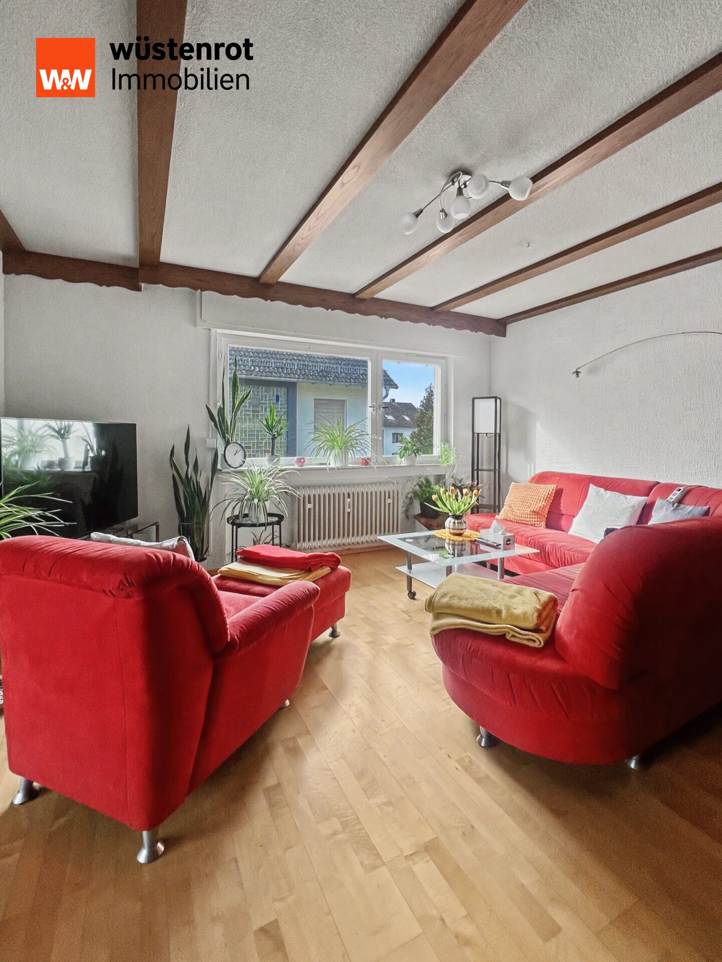 Immobilienangebot - Ettlingen / Bruchhausen - Alle - Mehrfamilienhaus mit 3 Einheiten (davon 2 frei werdend) + 3 Garagen in Ettlingen (Bruchhausen)