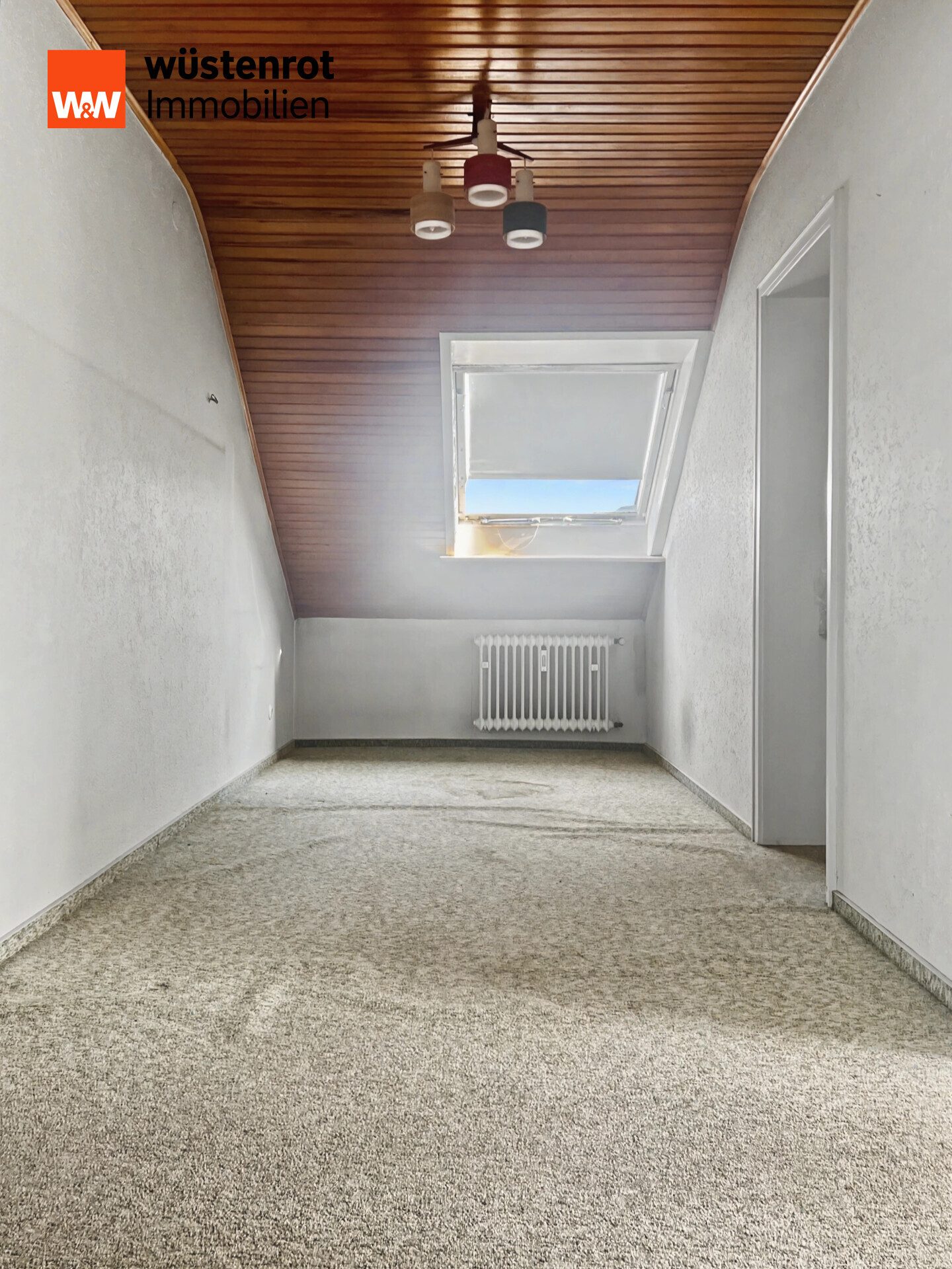Immobilienangebot - Ettlingen / Bruchhausen - Alle - Mehrfamilienhaus mit 3 Einheiten (davon 2 frei werdend) + 3 Garagen in Ettlingen (Bruchhausen)