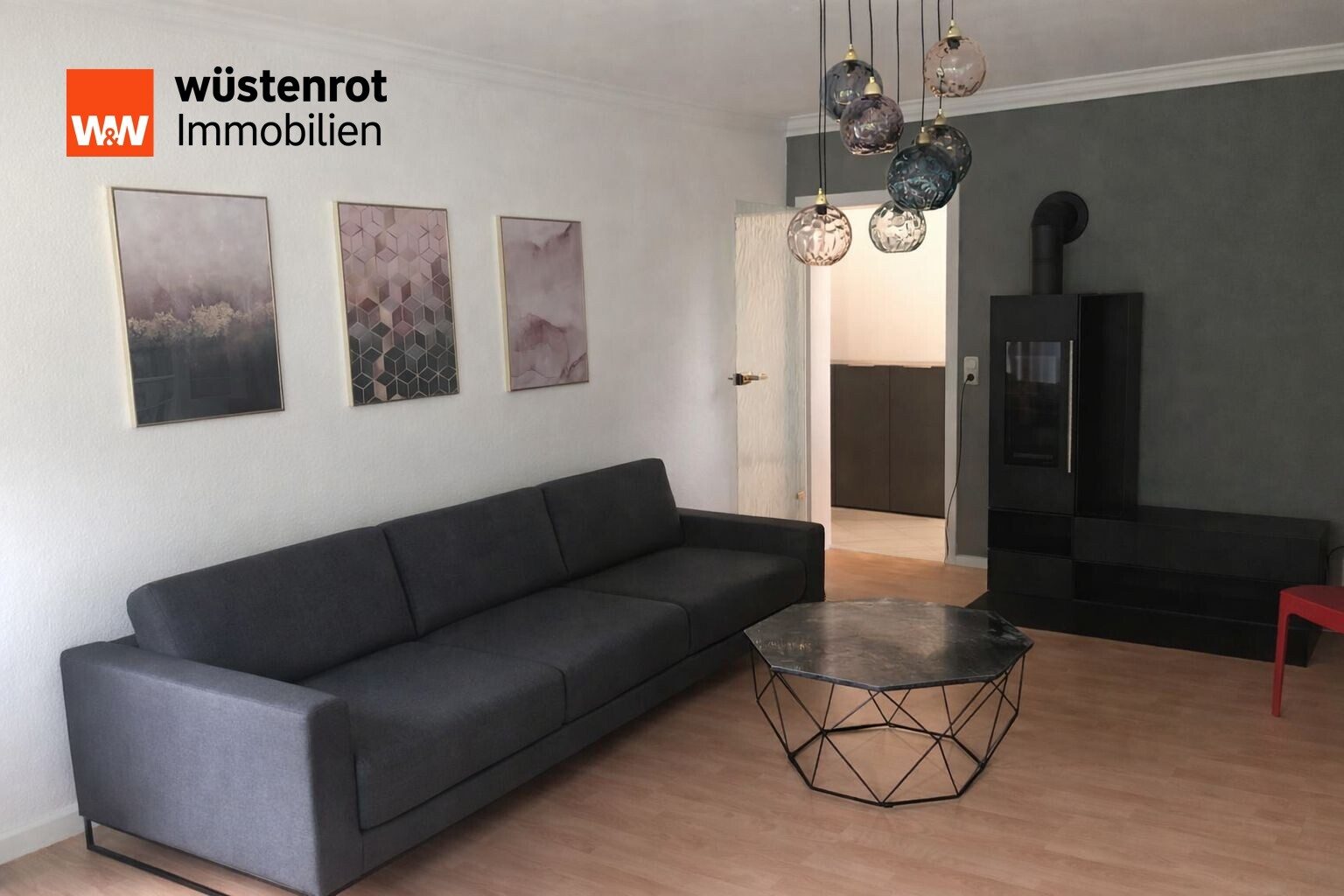 Immobilienangebot - Idstein / Heftrich - Alle - 3,5-Zi Wohnung mit Balkon & Kamin + neuer Küche | ruhige Lage | Stellplatz