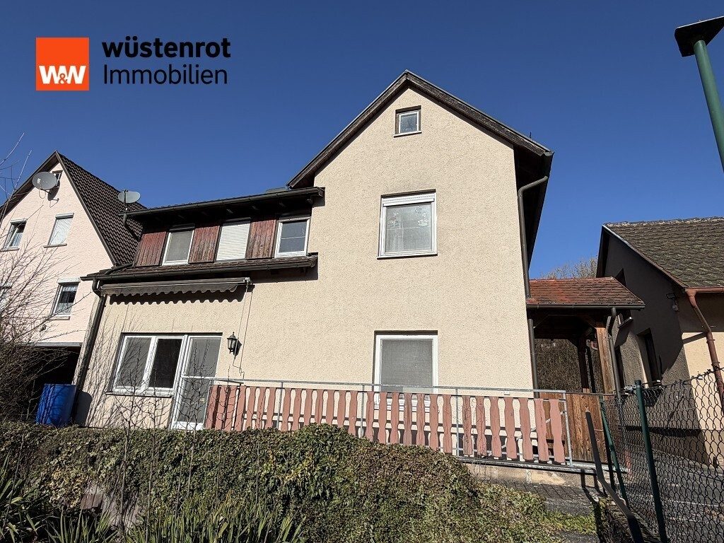 Immobilienangebot - Sulzbach-Laufen - Alle - Wohnhaus im Ortskern mit zwei Wohnungen und großem Nebengebäude