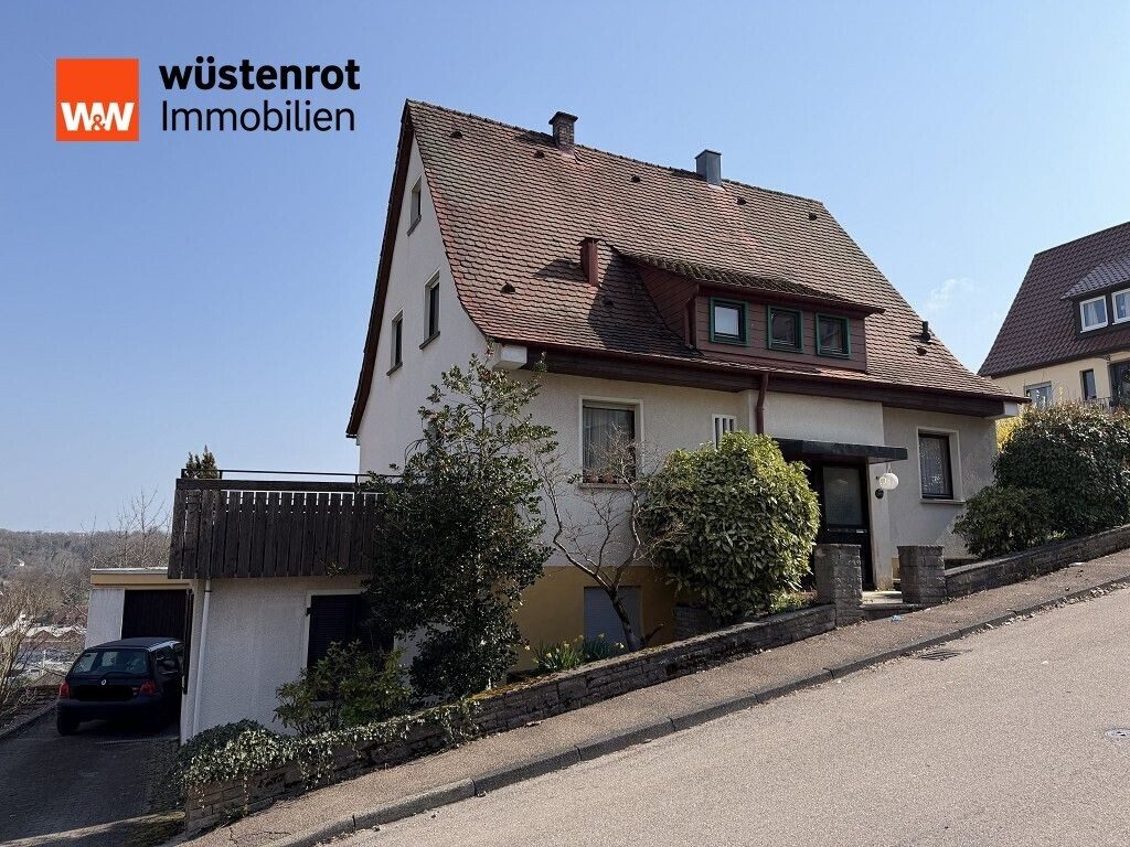 Immobilienangebot - Schwäbisch Hall - Alle - Familienfreundliches Wohnhaus mit drei Wohnungen in ruhiger Aussichtslage