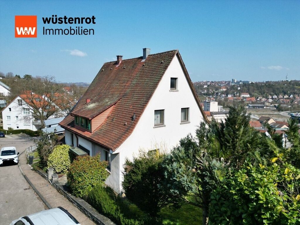 Immobilienangebot - Schwäbisch Hall - Alle - Familienfreundliches Wohnhaus mit drei Wohnungen in ruhiger Aussichtslage