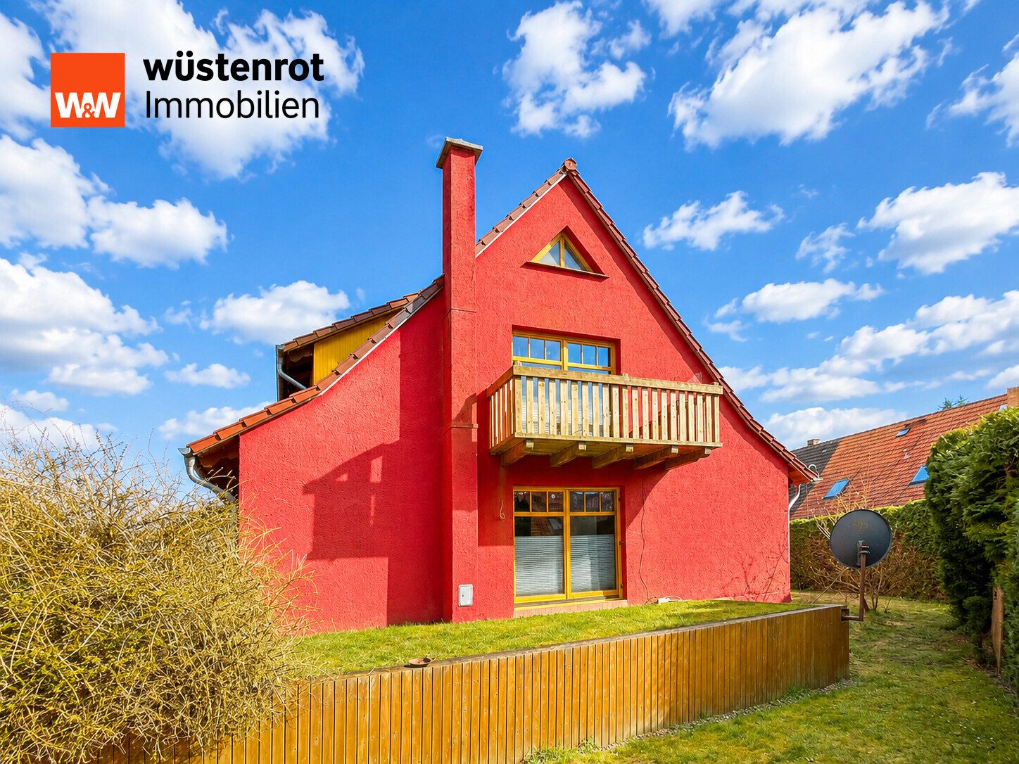 Immobilienangebot - Göhren-Lebbin - Alle - EINFACH NUR TOP UND MIT PHOTOVOLTAIK + BALKON + ZWEI BÄDER + EINBAUKÜCHE + KOCHHEXE + KAMINOFEN