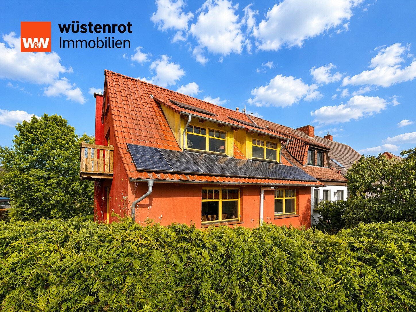 Immobilienangebot - Göhren-Lebbin - Alle - EINFACH NUR TOP UND MIT PHOTOVOLTAIK + BALKON + ZWEI BÄDER + EINBAUKÜCHE + KOCHHEXE + KAMINOFEN