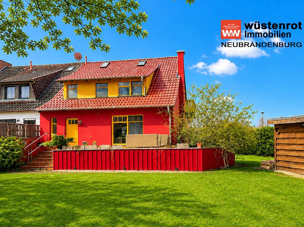 Immobilienangebot - Göhren-Lebbin - Alle - EINFACH NUR TOP UND MIT PHOTOVOLTAIK + BALKON + ZWEI BÄDER + EINBAUKÜCHE + KOCHHEXE + KAMINOFEN