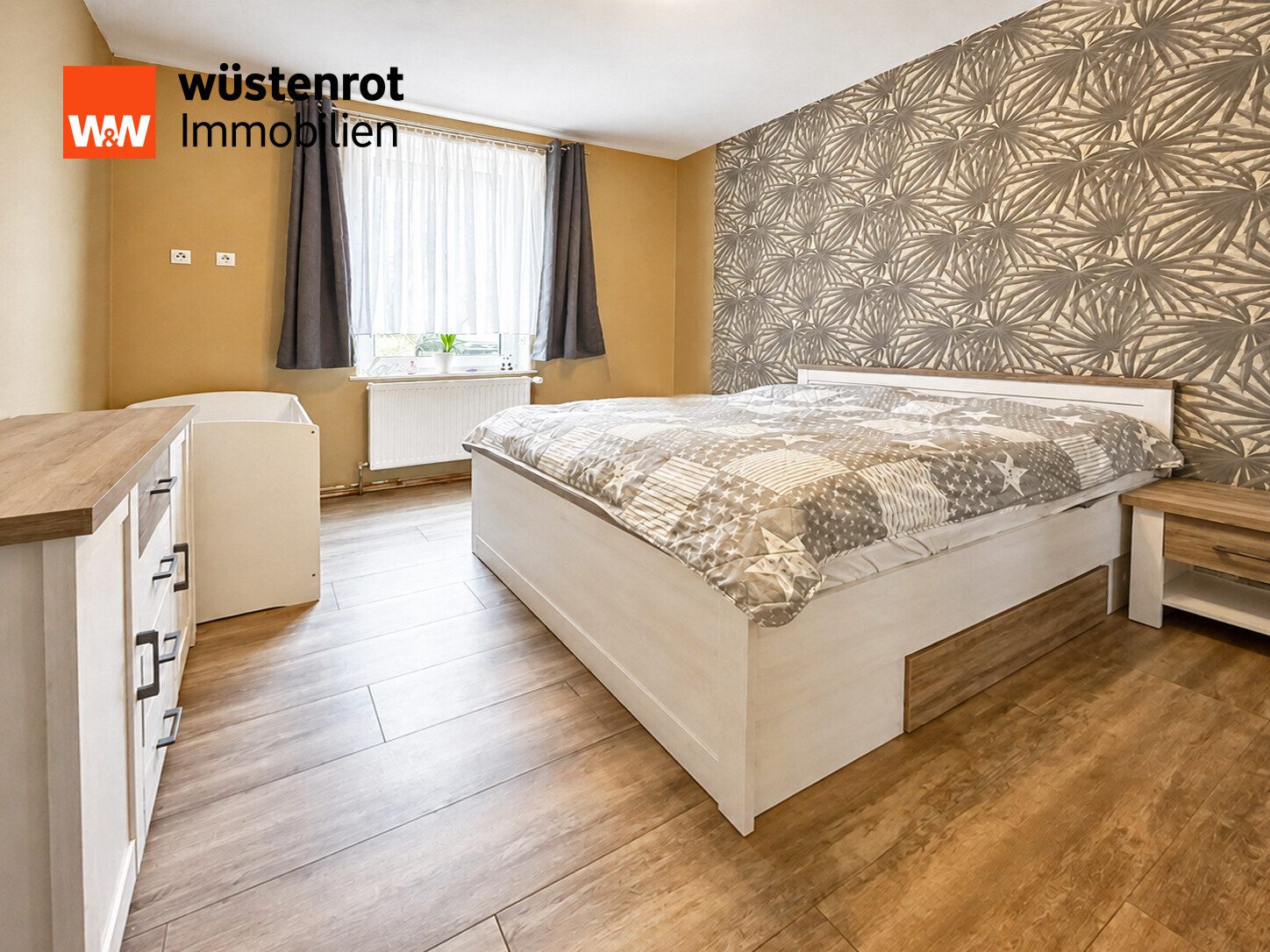 Immobilienangebot - Randowtal - Alle - MIT WÄRMEPUMPE UND PHOTOVOLTAIK: VIERSEITEN-MEHRGENERATIONENHOF MIT VIEL PLATZ FÜR MENSCH UND TIER