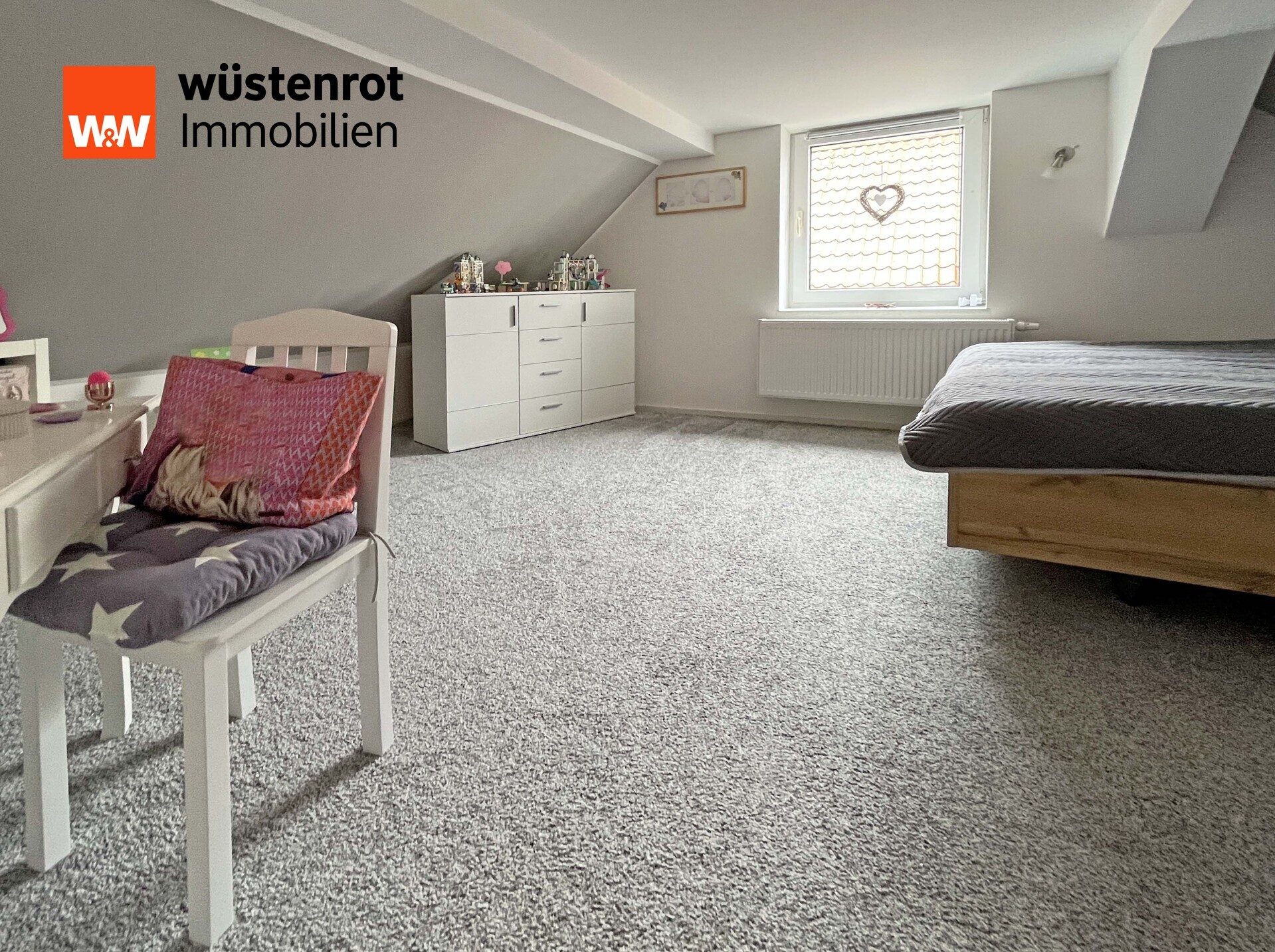Immobilienangebot - Randowtal - Alle - MIT WÄRMEPUMPE UND PHOTOVOLTAIK: VIERSEITEN-MEHRGENERATIONENHOF MIT VIEL PLATZ FÜR MENSCH UND TIER
