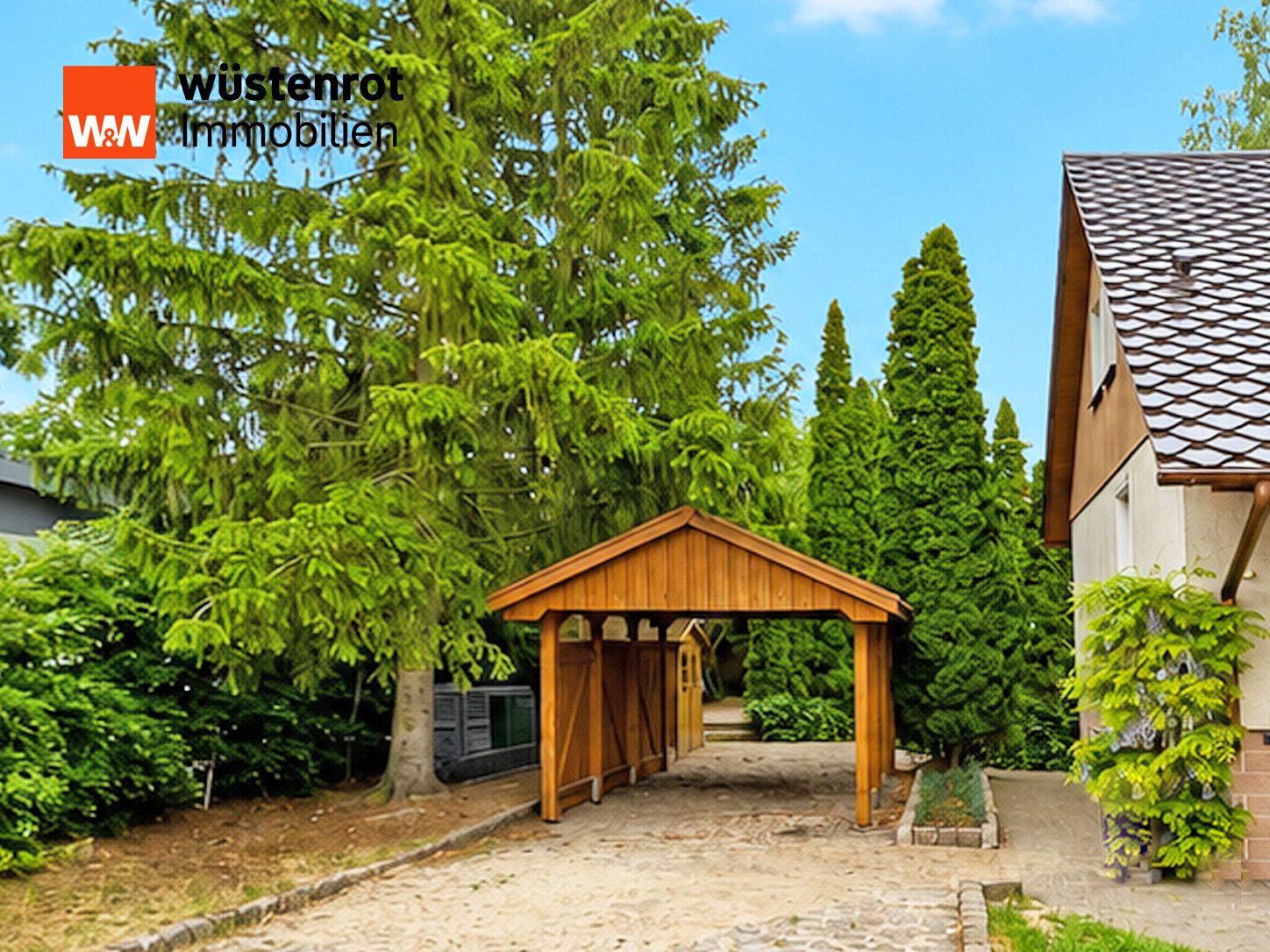 Immobilienangebot - Eggesin - Alle - EINFAMILIENHAUS MIT EINBAUKÜCHE + GROSSER TERRASSE + GARAGE + CARPORT + KOMPLETT UNTERKELLERT