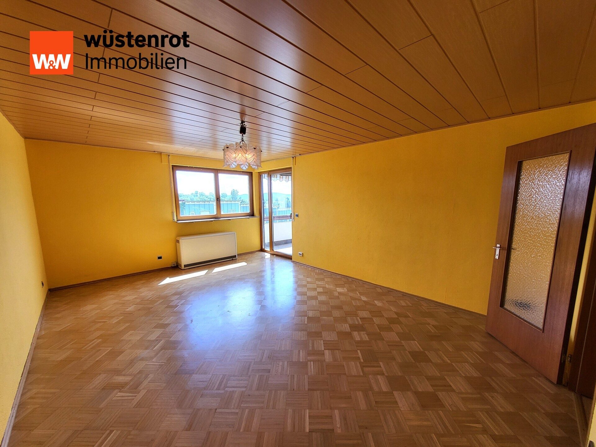 Immobilienangebot - Waiblingen - Alle - Unverbaute Aussicht und sehr gute Infrastruktur: Freie 3-Zimmer-Wohnung