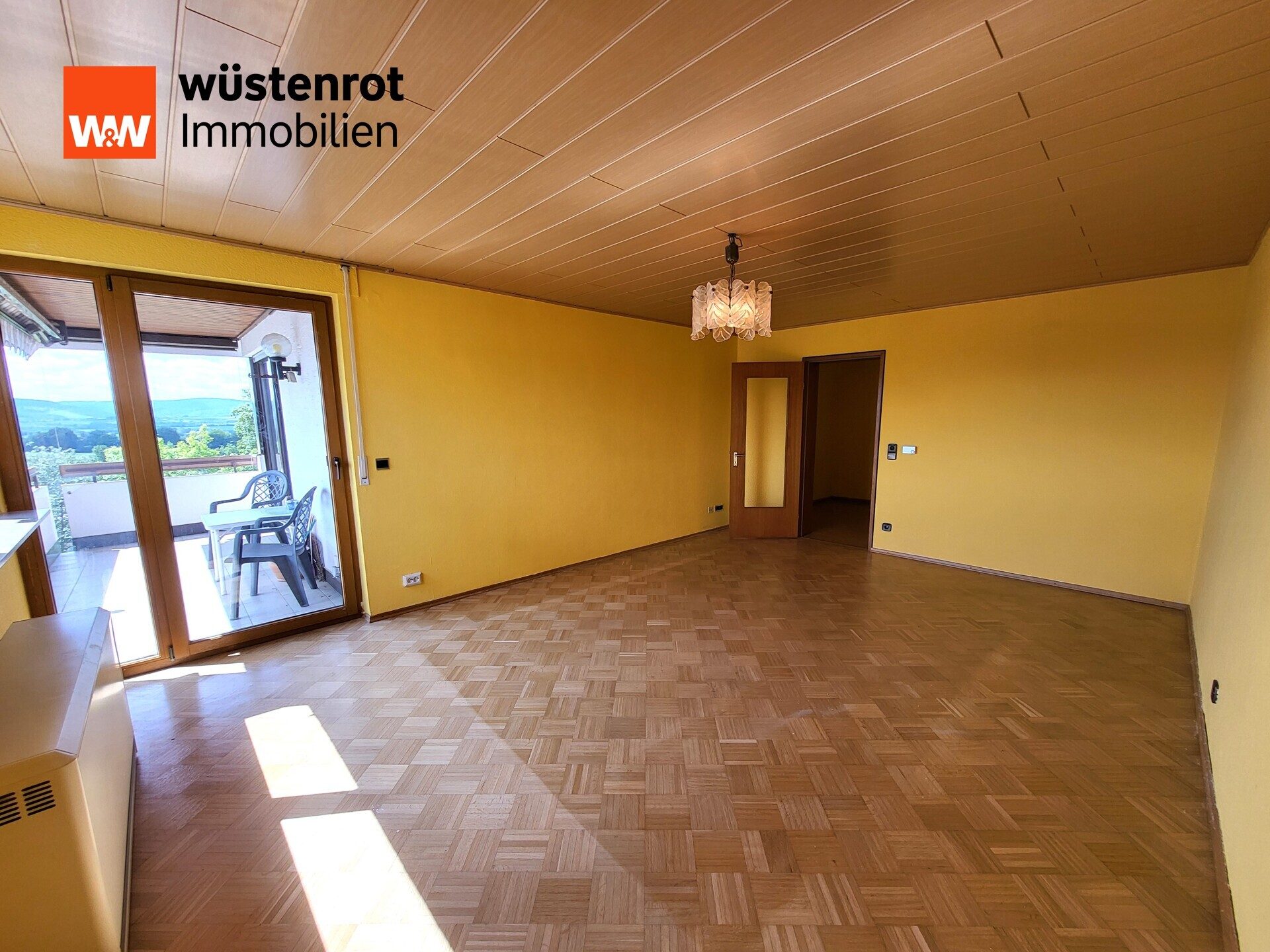 Immobilienangebot - Waiblingen - Alle - Unverbaute Aussicht und sehr gute Infrastruktur: Freie 3-Zimmer-Wohnung