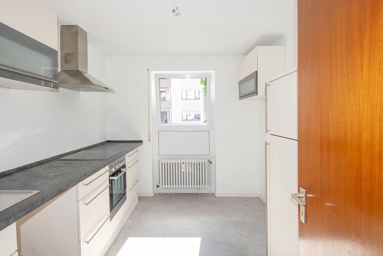 Immobilienangebot - Kornwestheim - Alle - Gepflegte und geräumige 3-Zimmerwohnung mit eigenem Garten