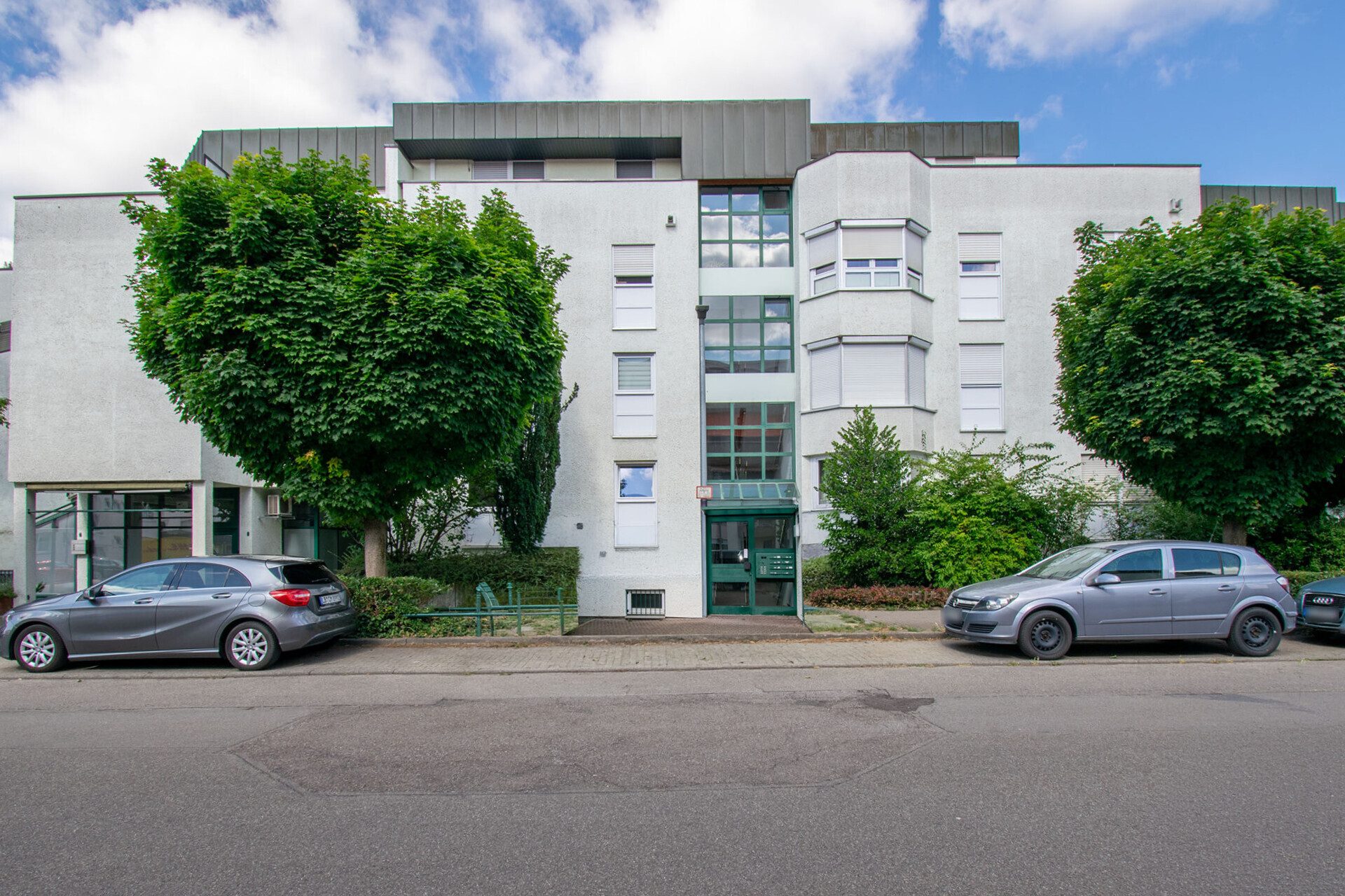 Immobilienangebot - Kornwestheim - Alle - Gepflegte und geräumige 3-Zimmerwohnung mit eigenem Garten