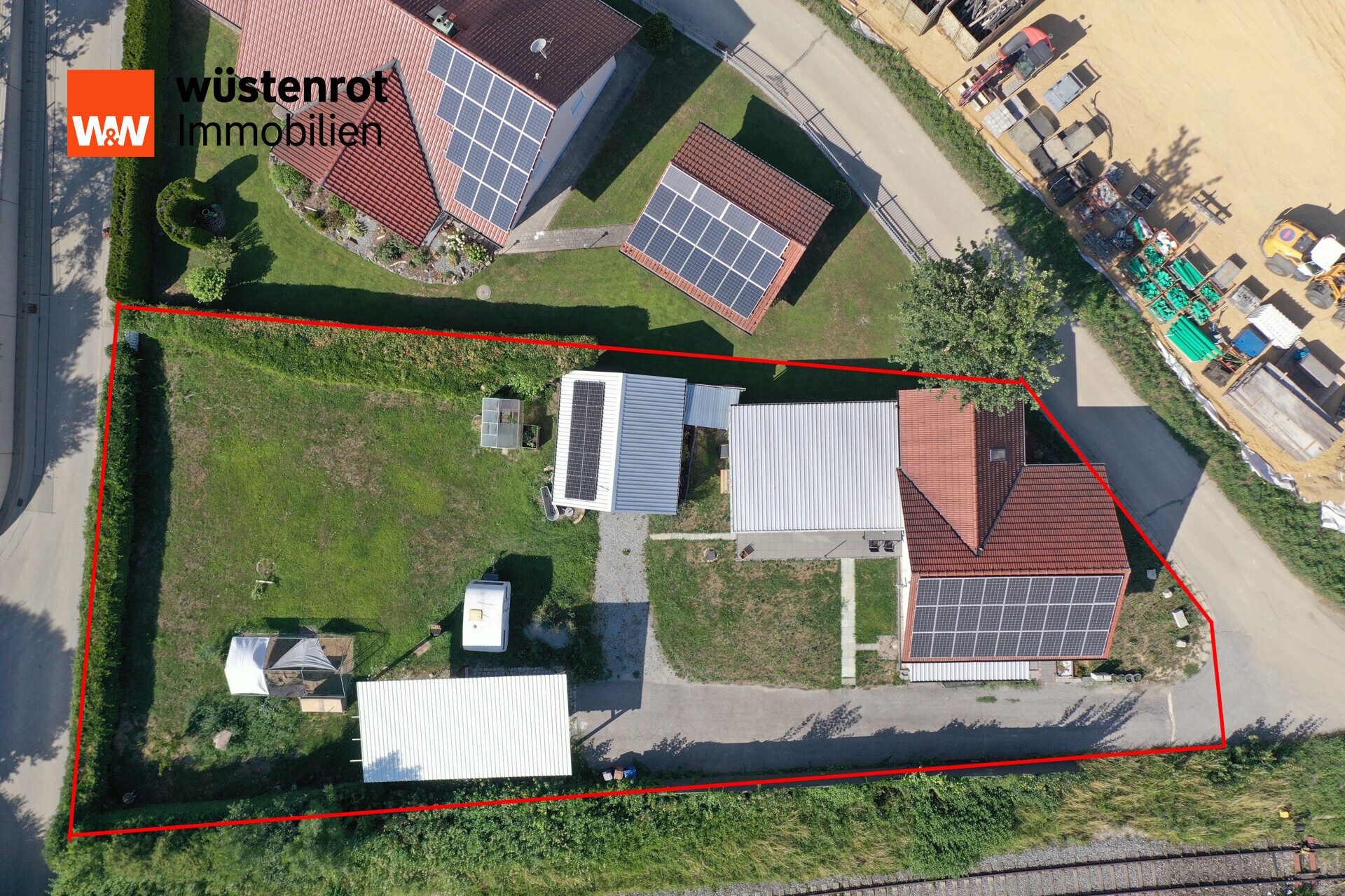 Immobilienangebot - Osterhofen - Alle - Einfamilienhaus in Neubauqualität – kernsaniert, energieeffizient  auf 1.216 m² Grundstück