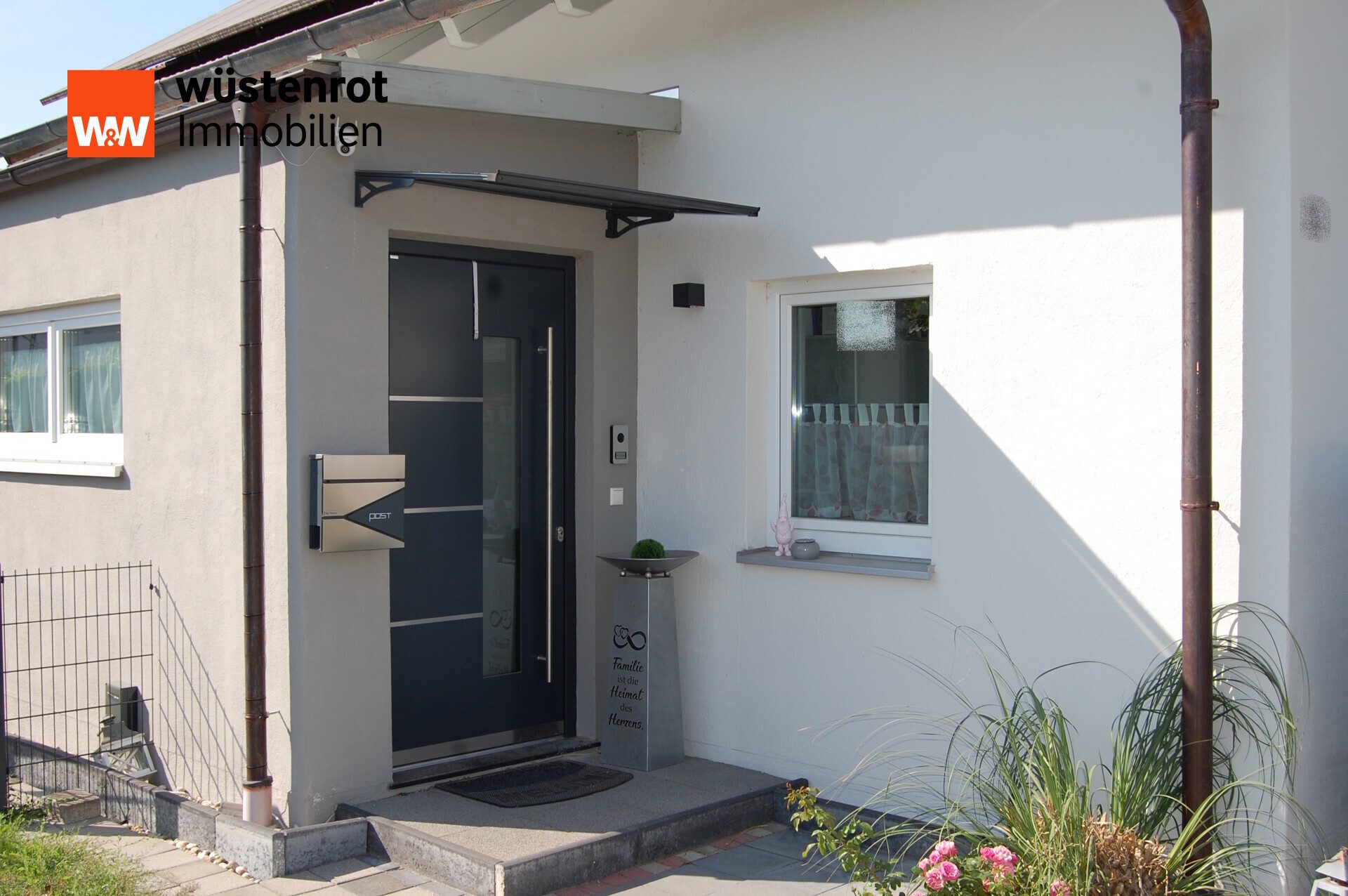 Immobilienangebot - Osterhofen - Alle - Einfamilienhaus in Neubauqualität – kernsaniert, energieeffizient  auf 1.216 m² Grundstück