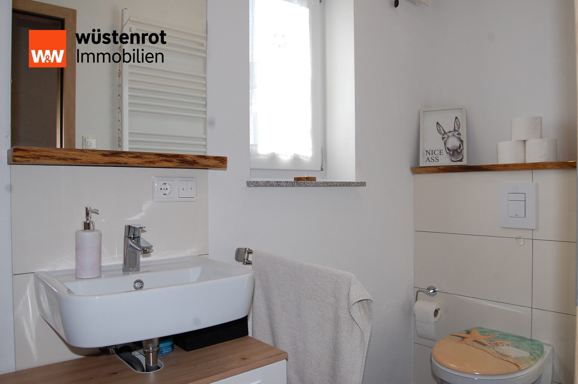 Immobilienangebot - Osterhofen - Alle - Einfamilienhaus in Neubauqualität – kernsaniert, energieeffizient  auf 1.216 m² Grundstück