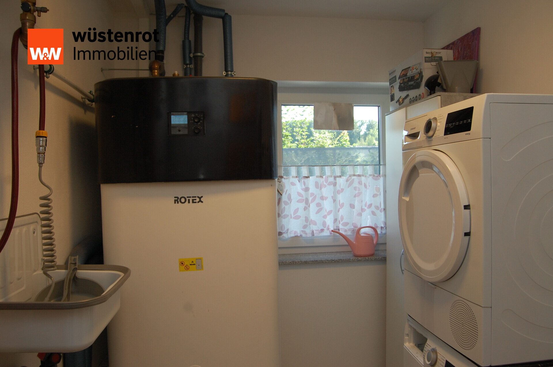 Immobilienangebot - Osterhofen - Alle - Einfamilienhaus in Neubauqualität – kernsaniert, energieeffizient  auf 1.216 m² Grundstück