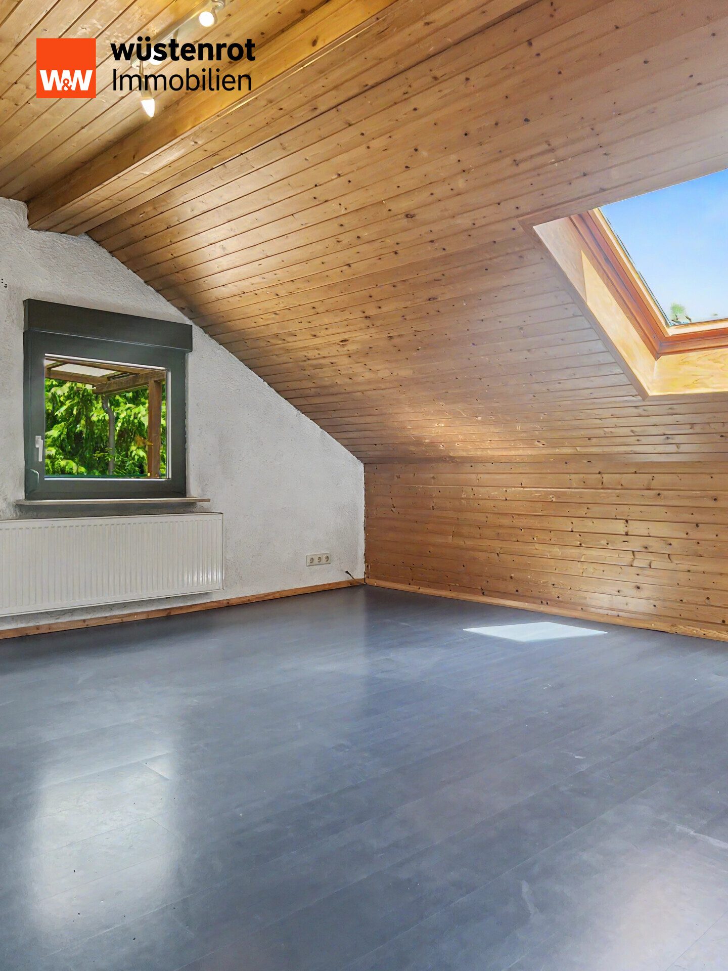 Immobilienangebot - Bruchsal - Alle - Großzügiges Wohnensemble mit Hinterhaus (als separate Einheit), idyllischem Garten und Dachterrasse