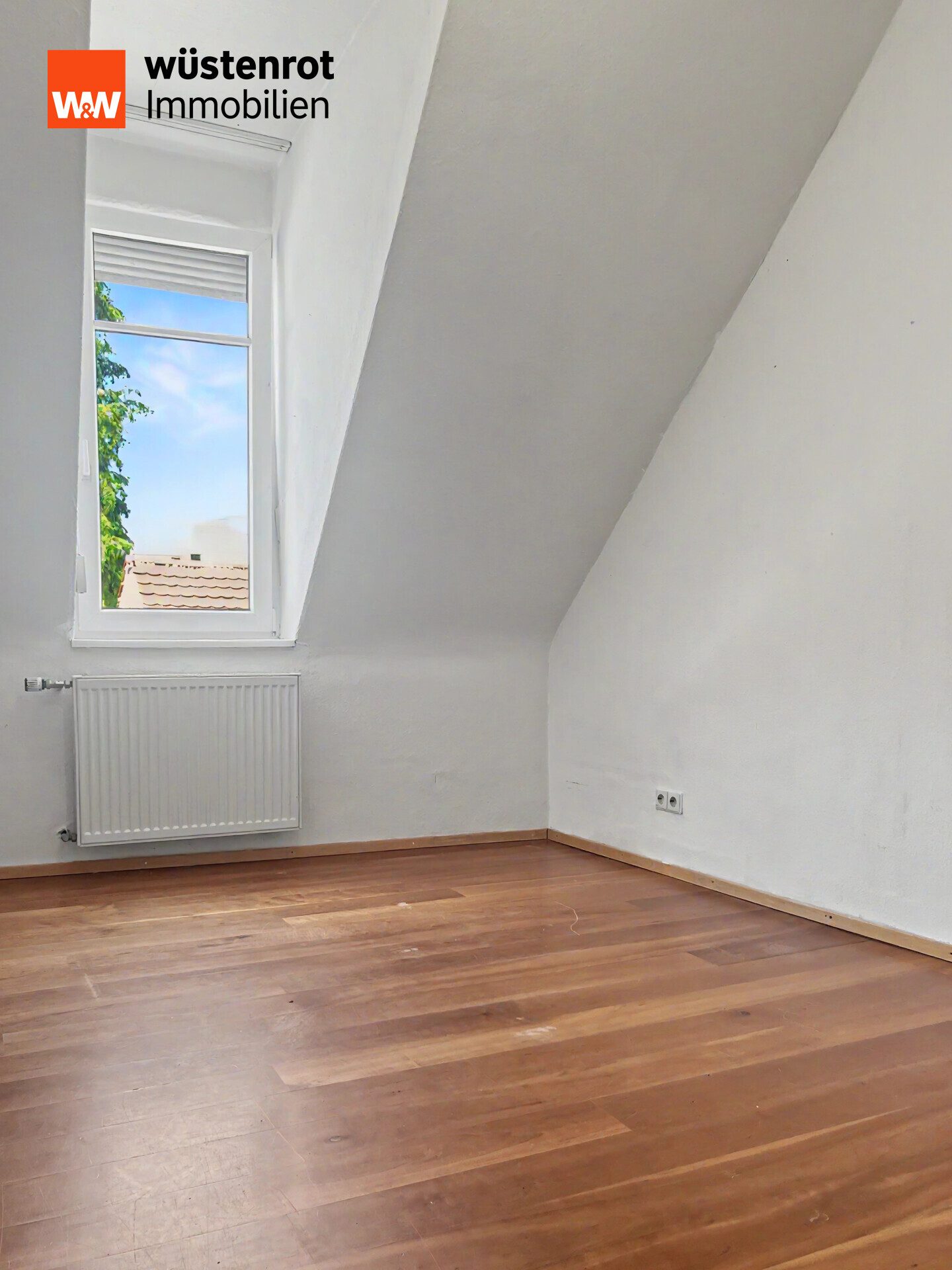 Immobilienangebot - Bruchsal - Alle - Großzügiges Wohnensemble mit Hinterhaus (als separate Einheit), idyllischem Garten und Dachterrasse
