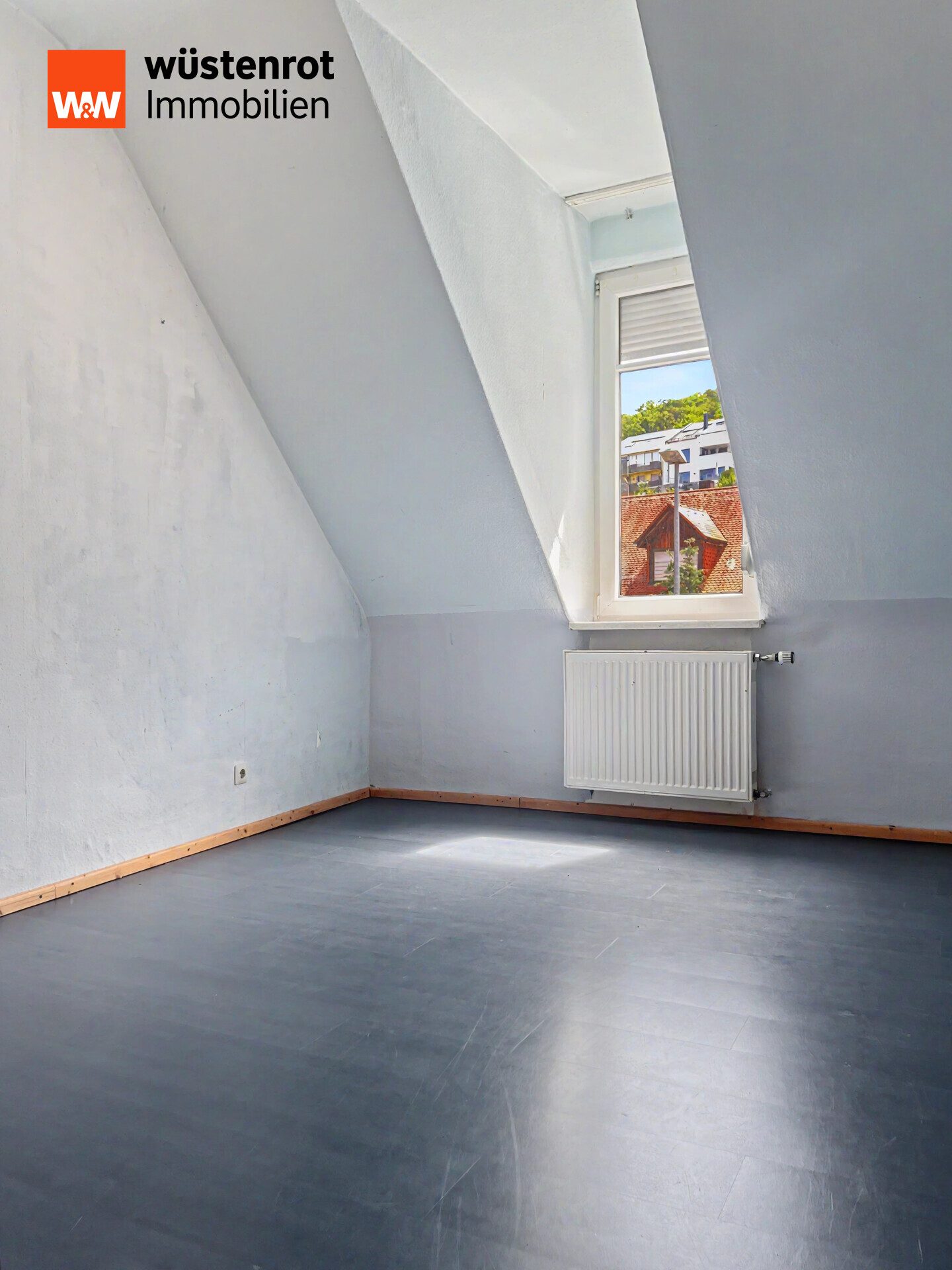 Immobilienangebot - Bruchsal - Alle - Großzügiges Wohnensemble mit Hinterhaus (als separate Einheit), idyllischem Garten und Dachterrasse