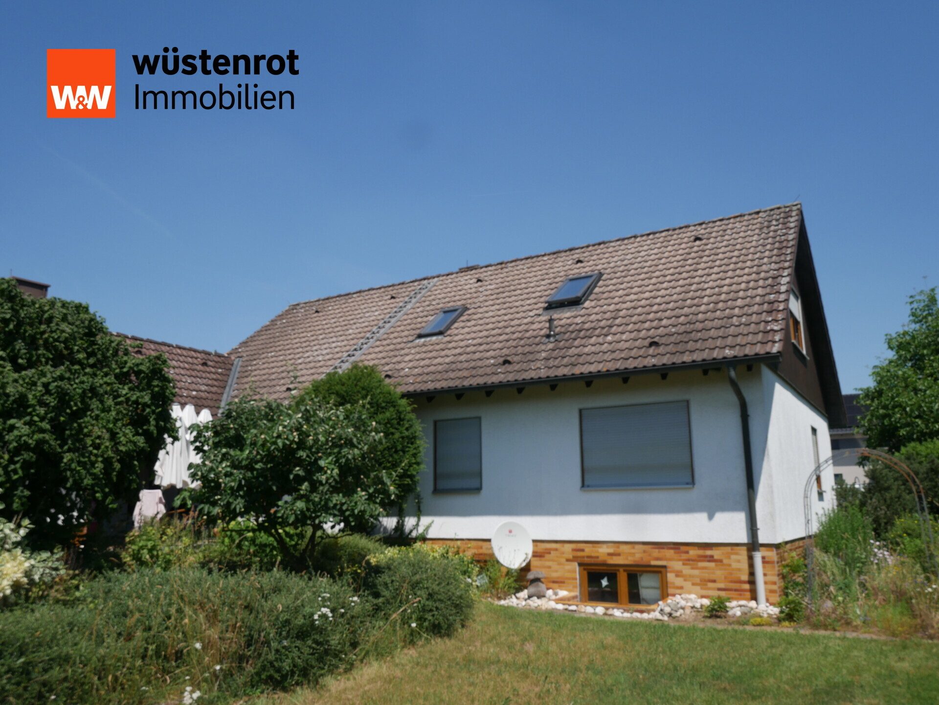 Süd-Westansicht Immobilienangebot - Untersiemau / Meschenbach - Alle - Attraktives Einfamilienhaus mit Einliegerwohnung und großen Garten in Meschenbach