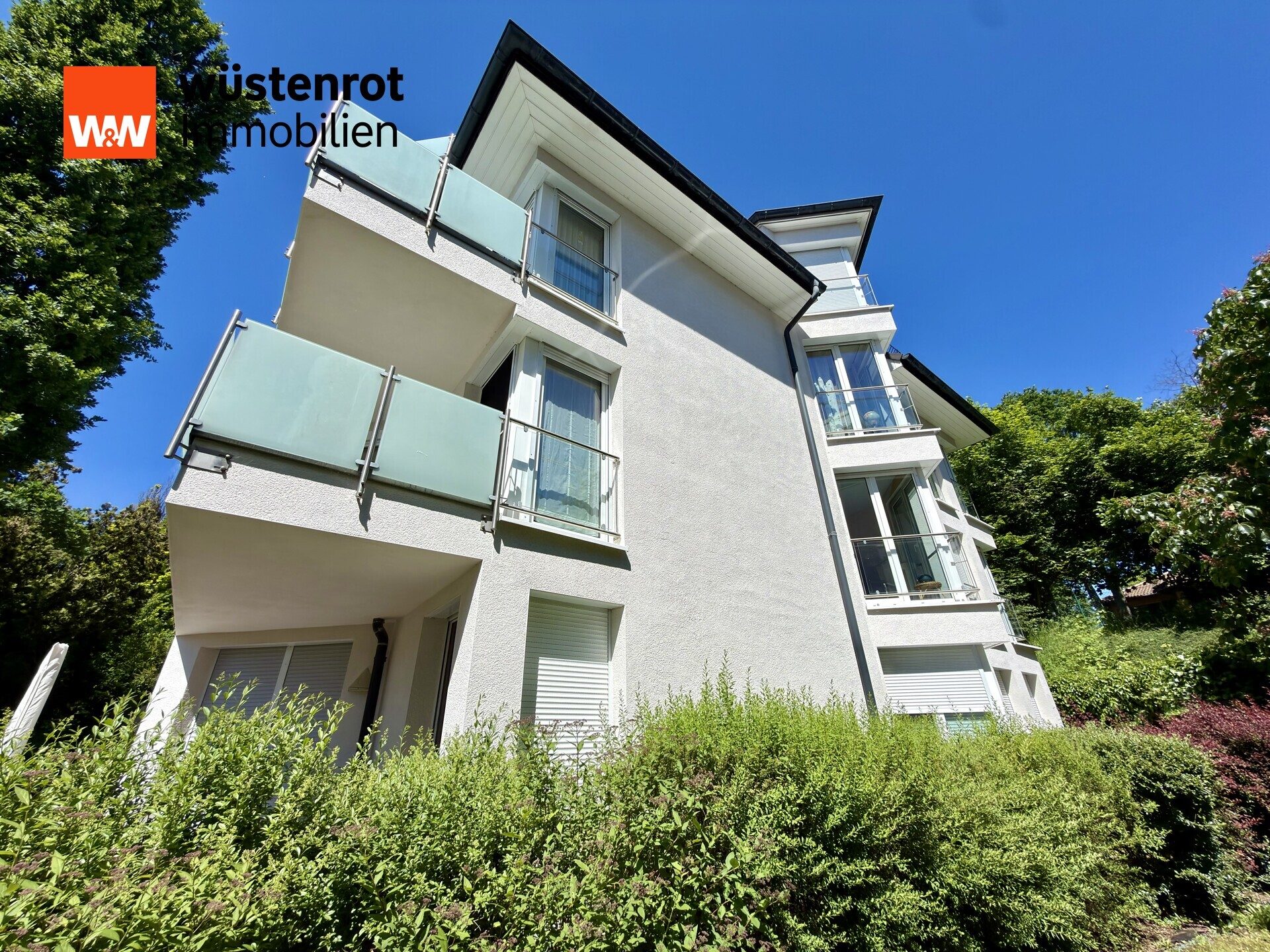Immobilienangebot - Markkleeberg - Alle - Sofort bezugsfrei - Maisonette-Wohntraum | Dachterrasse | Balkon | 2 TG-Stellplätze | 3min zum See