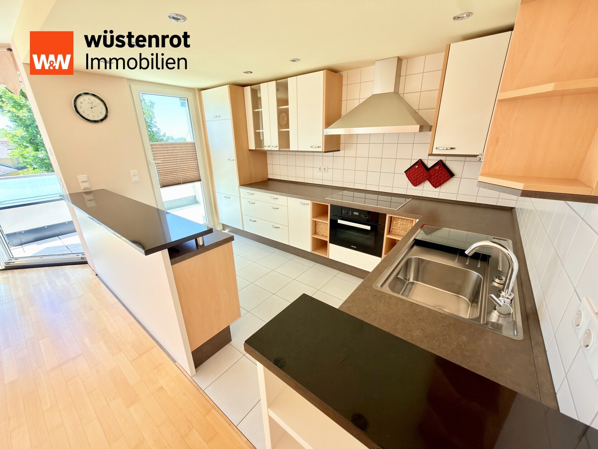 Immobilienangebot - Markkleeberg - Alle - Sofort bezugsfrei - Maisonette-Wohntraum | Dachterrasse | Balkon | 2 TG-Stellplätze | 3min zum See