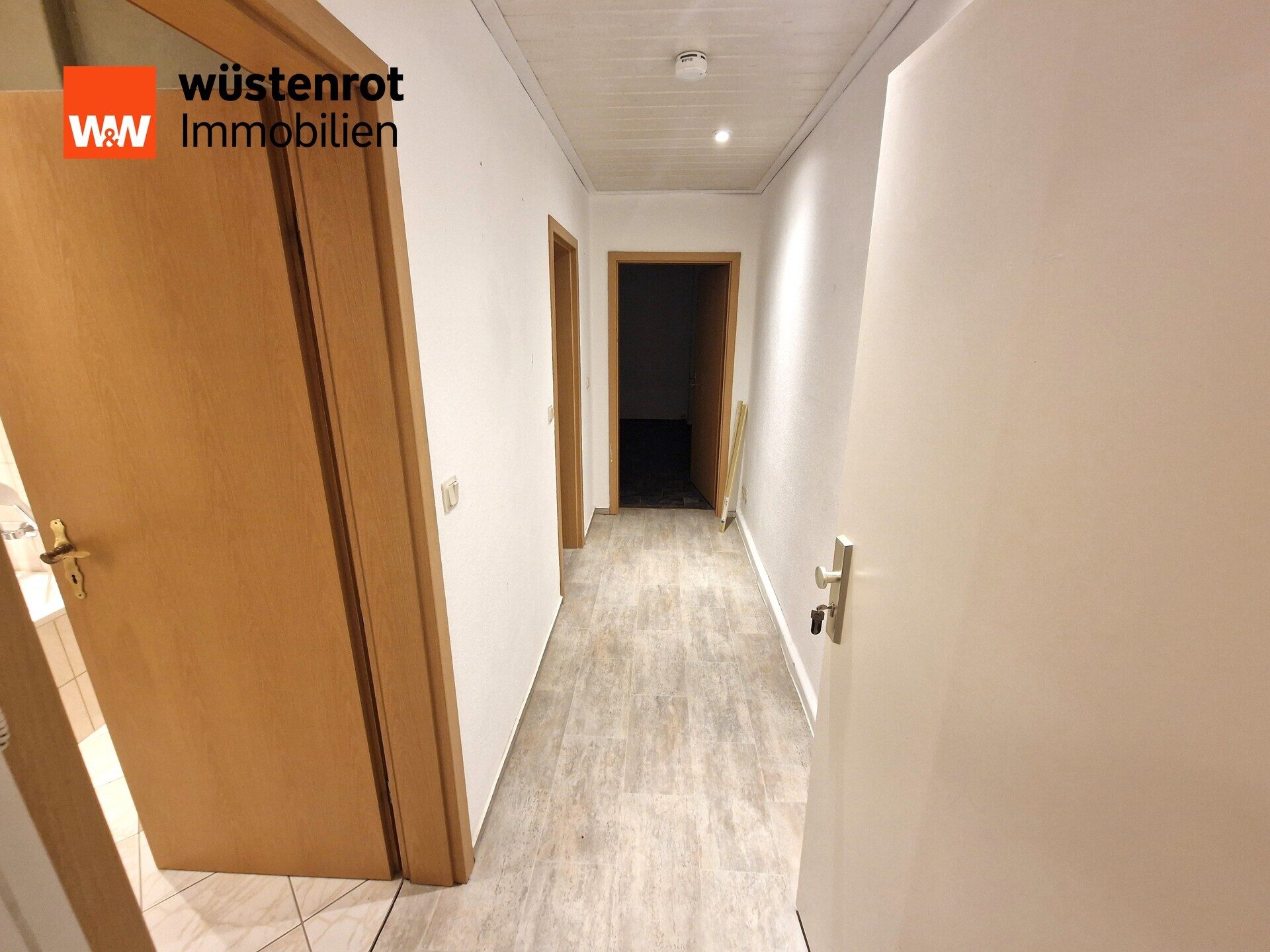 Immobilienangebot - Hohenmölsen - Alle - Hohenmölsen- Erdgeschosswohnung zur Eigennutzung oder Kapitalanlage