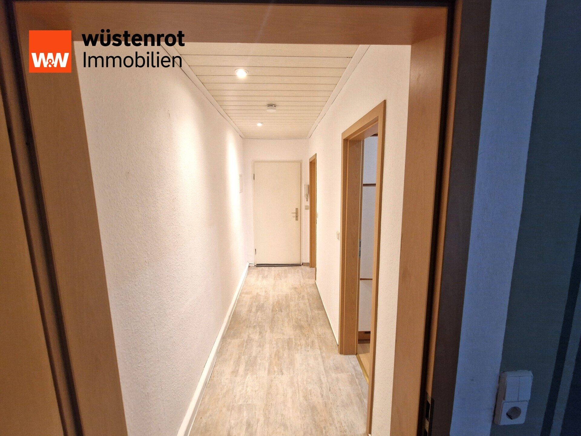 Immobilienangebot - Hohenmölsen - Alle - Hohenmölsen- Erdgeschosswohnung zur Eigennutzung oder Kapitalanlage