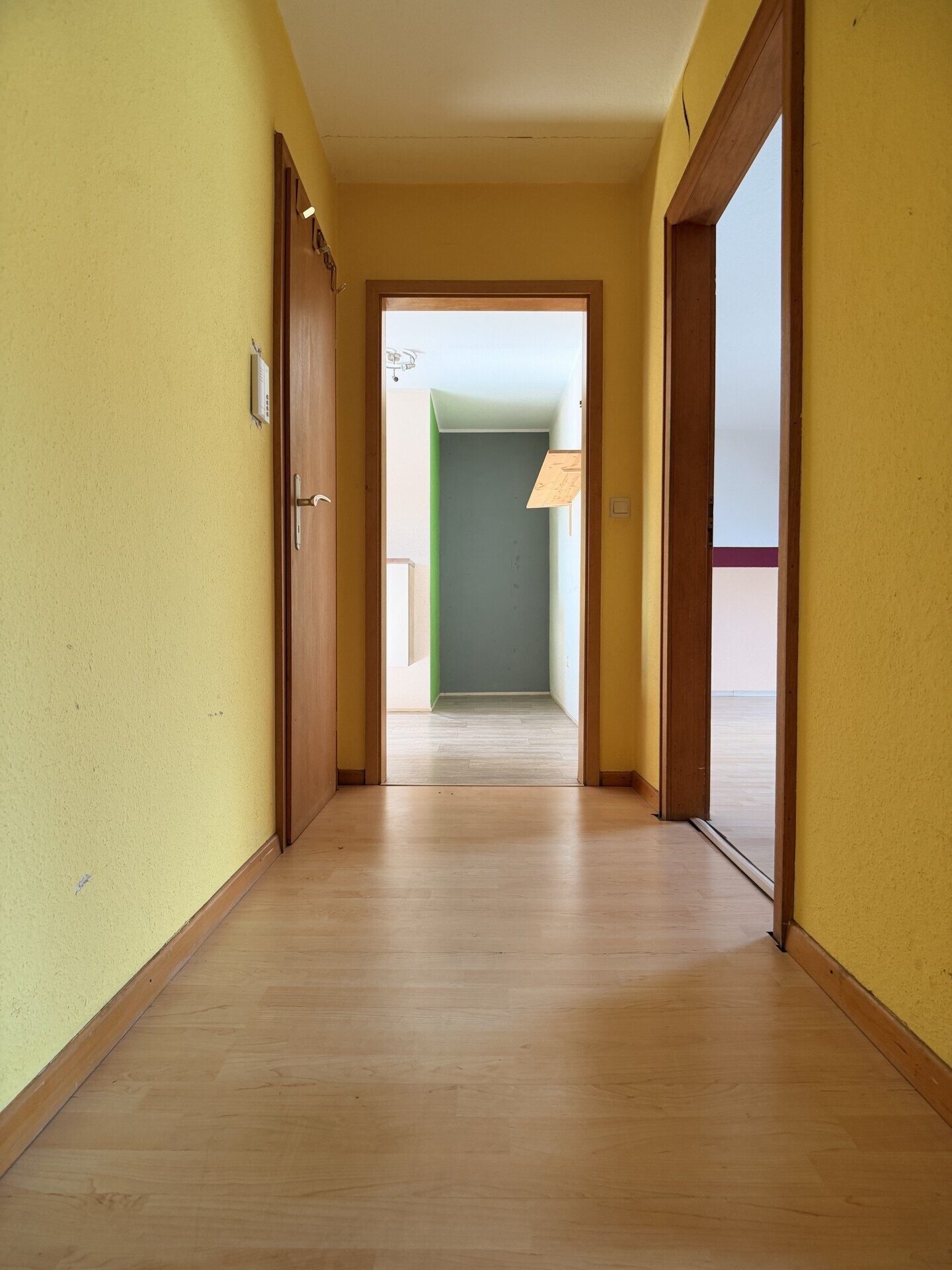 Immobilienangebot - Rahden - Alle - Attraktive Kombination aus Gewerbe, Wohnen und zusätzlichen Nutzflächen in Rahden