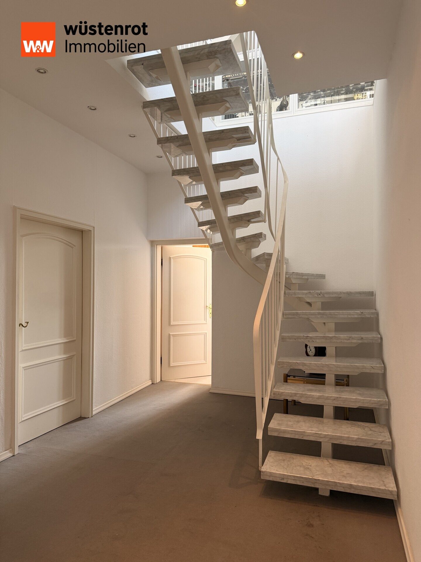 Immobilienangebot - Detmold - Alle - Seltene Gelegenheit: Großflächiges Innenstadtobjekt in Premiumlage der Detmolder Fußgängerzone