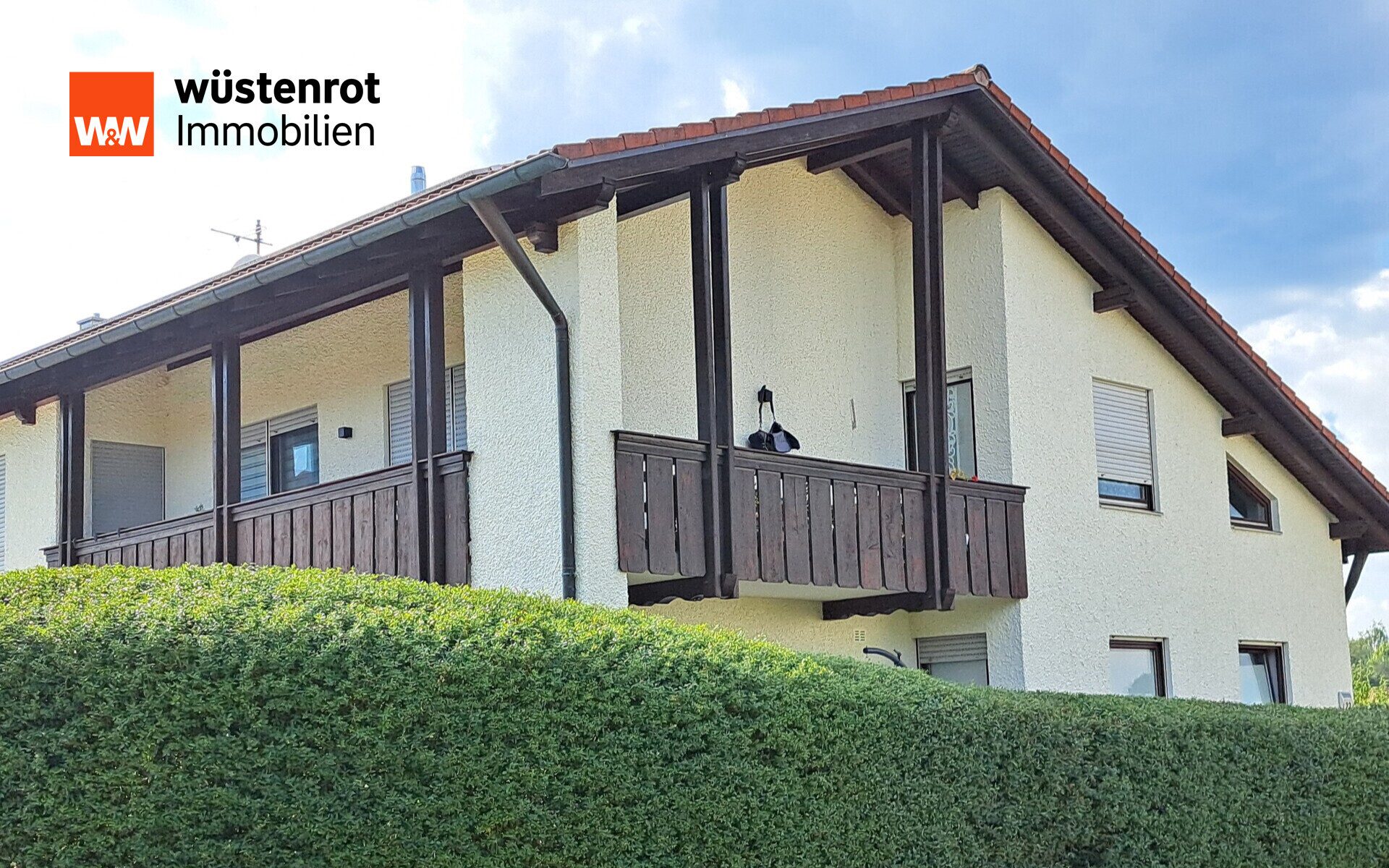 Immobilienangebot - Mainburg - Alle - Gelegenheit! 2-Familien-Haus mit Swimspa in ruhiger Lage - provisionsfrei