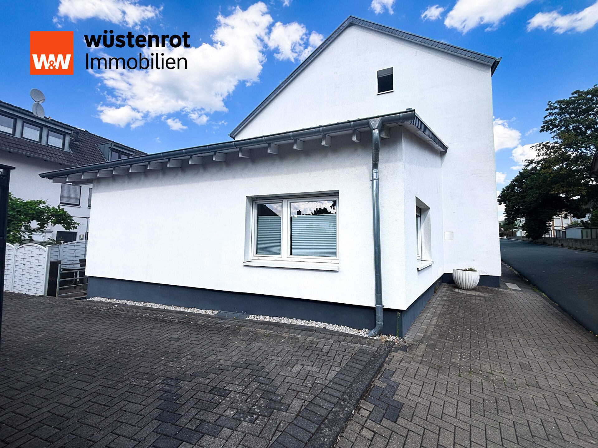 Immobilienangebot - Bad Honnef - Alle - Kapitalanlage in Bad Honnef: Mehrfamilienhaus mit vier Wohneinheiten und laufenden Mieteinnahmen
